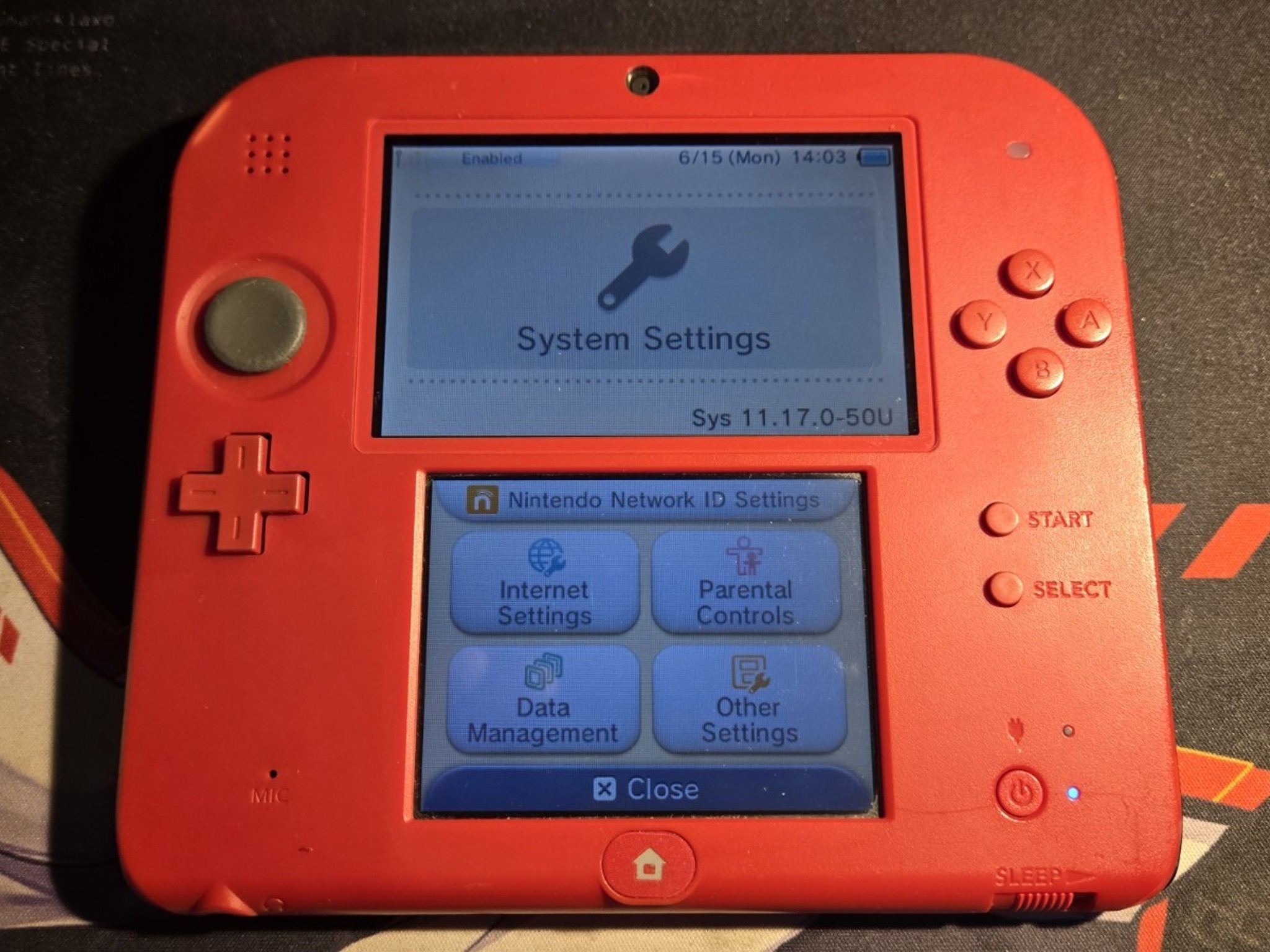 CUSTOM REFURBISHED Nintendo 2DS Red/Black Handheld Console, Mario Kart 7 Edition