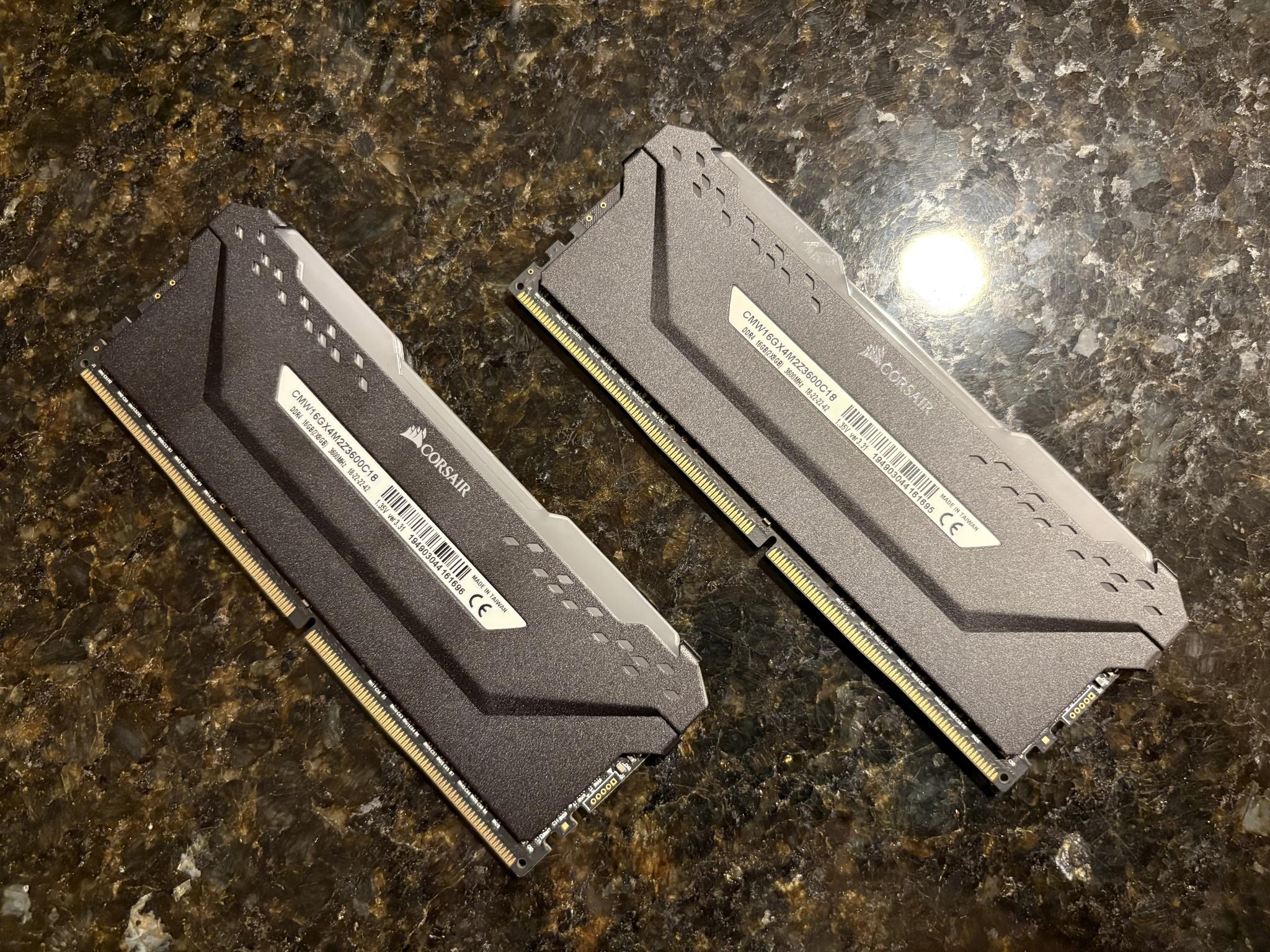 CORSAIR VENGEANCE RGB PRO 16GB (2x8GB) DDR4 DRAM 3600MHz C18 Memory Kit