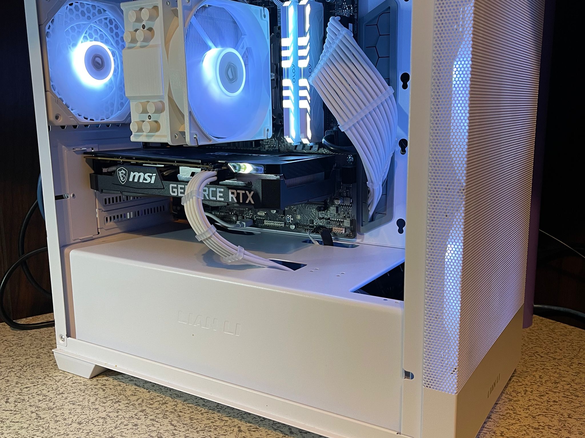 | Ice Saber | RTX 3060ti / i3 12100f | New Build |