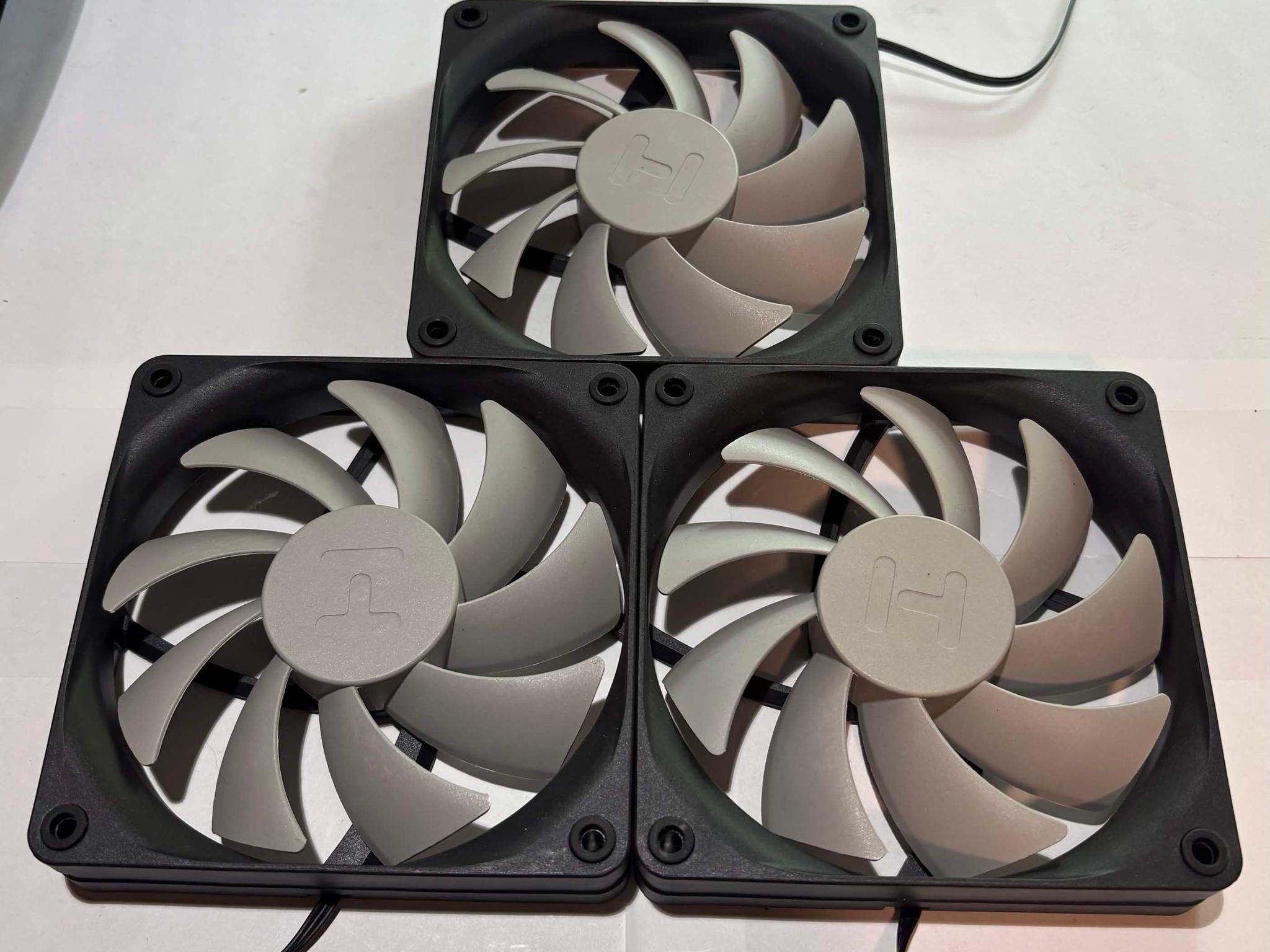 HYTE Flow FE12 120mm Case Fans - 3 Pack