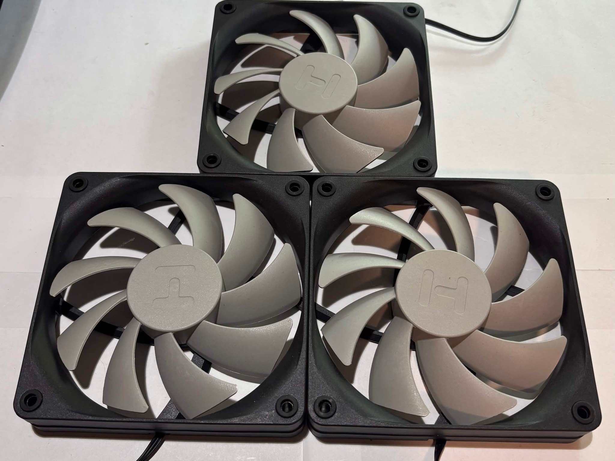 HYTE Flow FE12 120mm Case Fans - 3 Pack