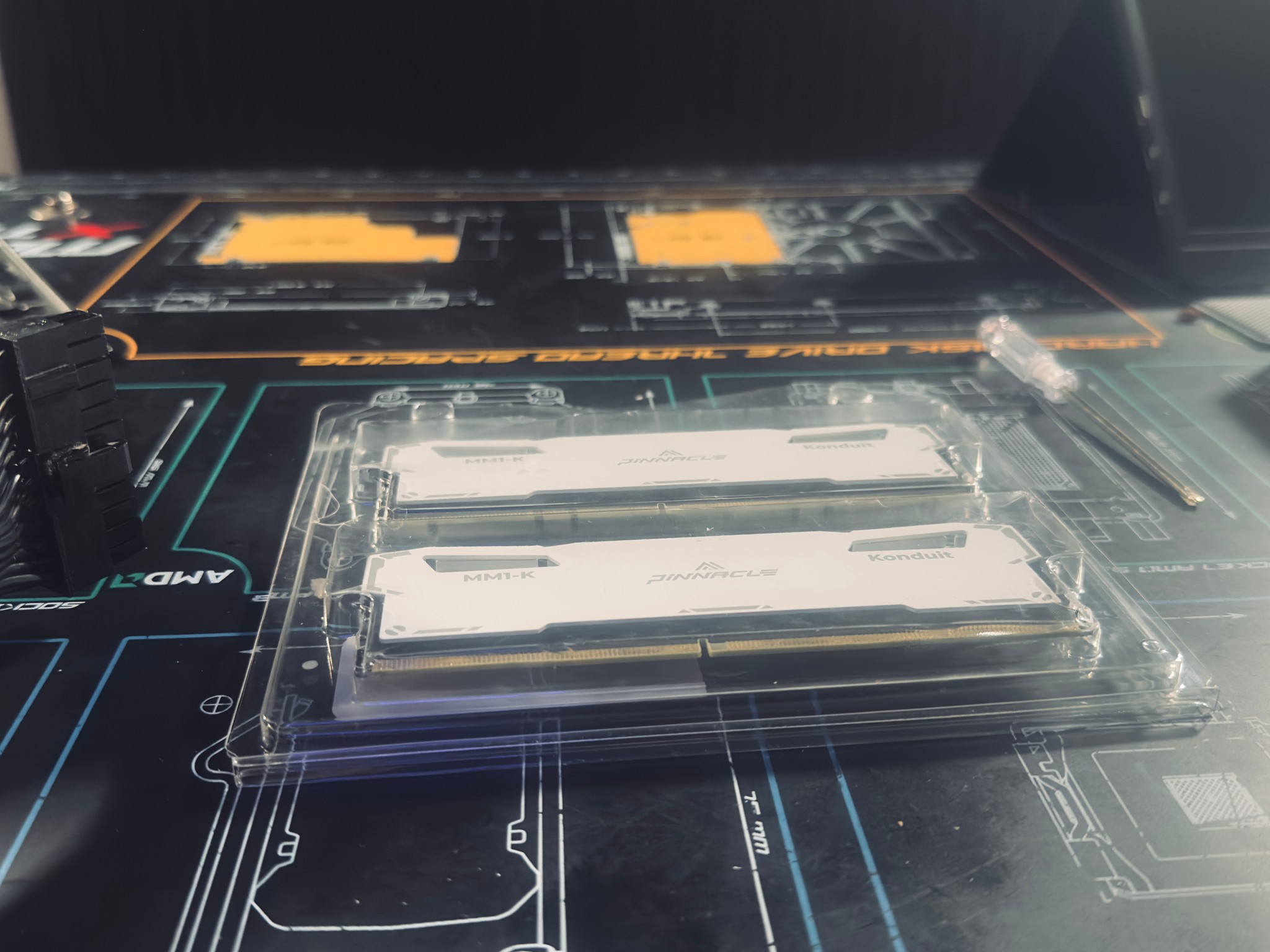 Timetec Pinnacle Konduit 16GB DDR4-3200 (2x8GB)