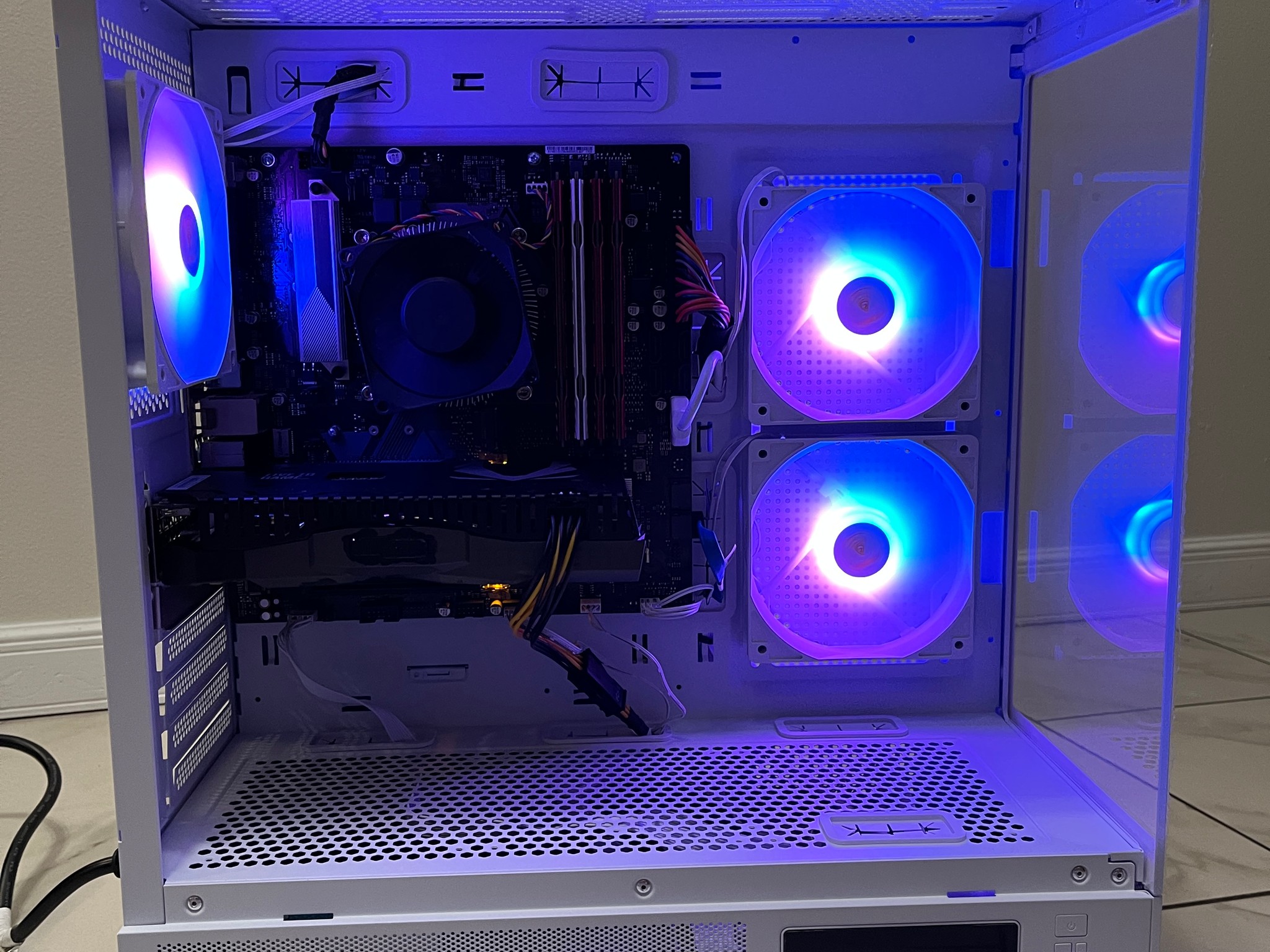 NVIDIA RTX 2070, Intel Core i5-8400, 16GB RAM, 500 GB SSD, High FPS Gaming PC w/ Wi-Fi