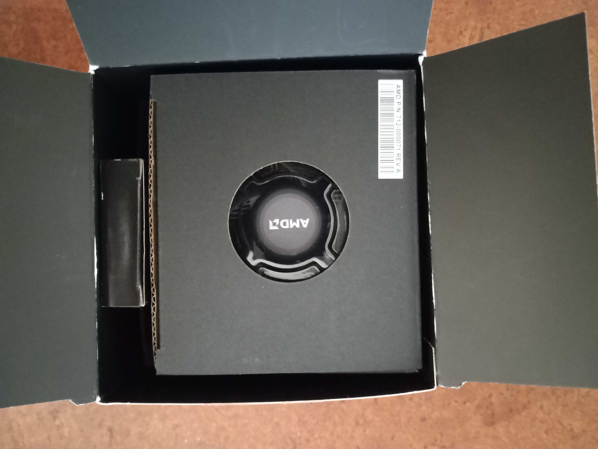 AMD Ryzen 2600 6-core AM4 CPU with Wraith Stealth Cooler plus 16gb ddr4