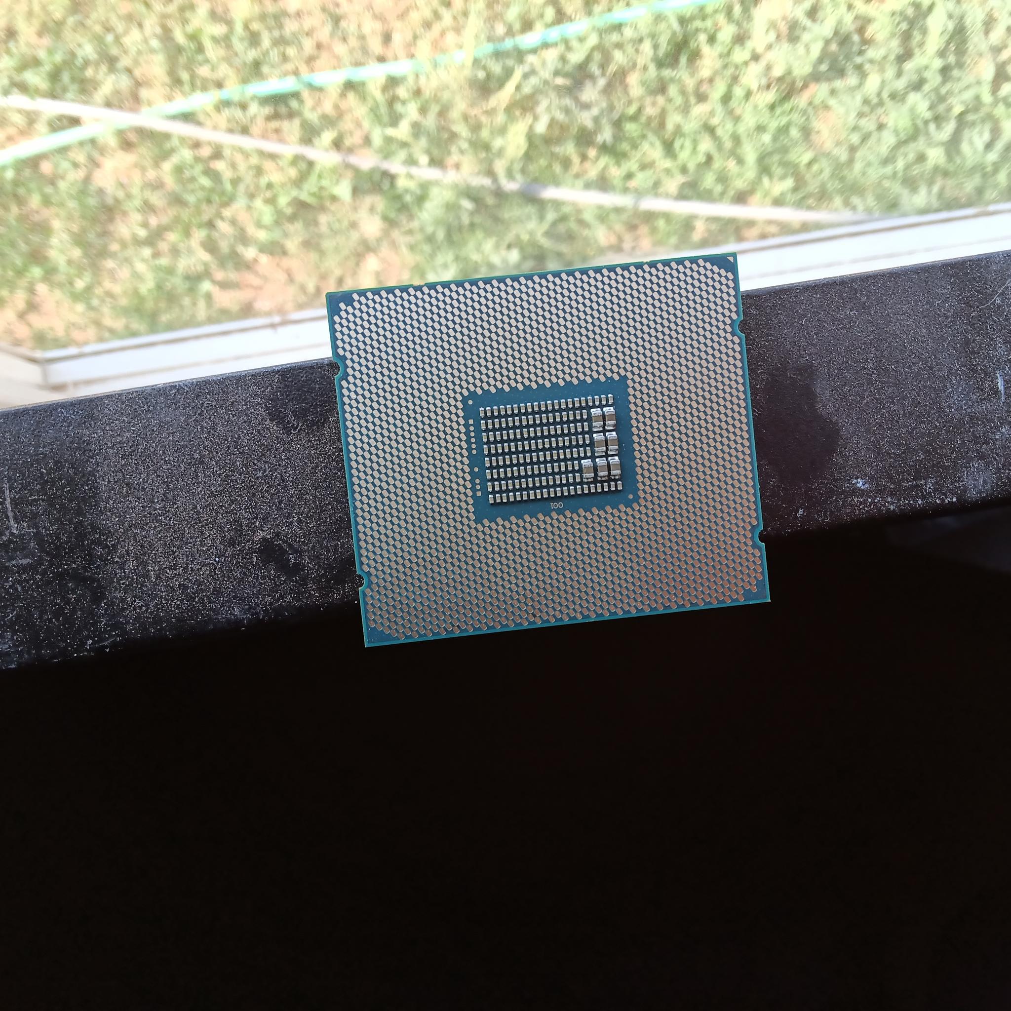 Intel Xeon E5-2699A v4
