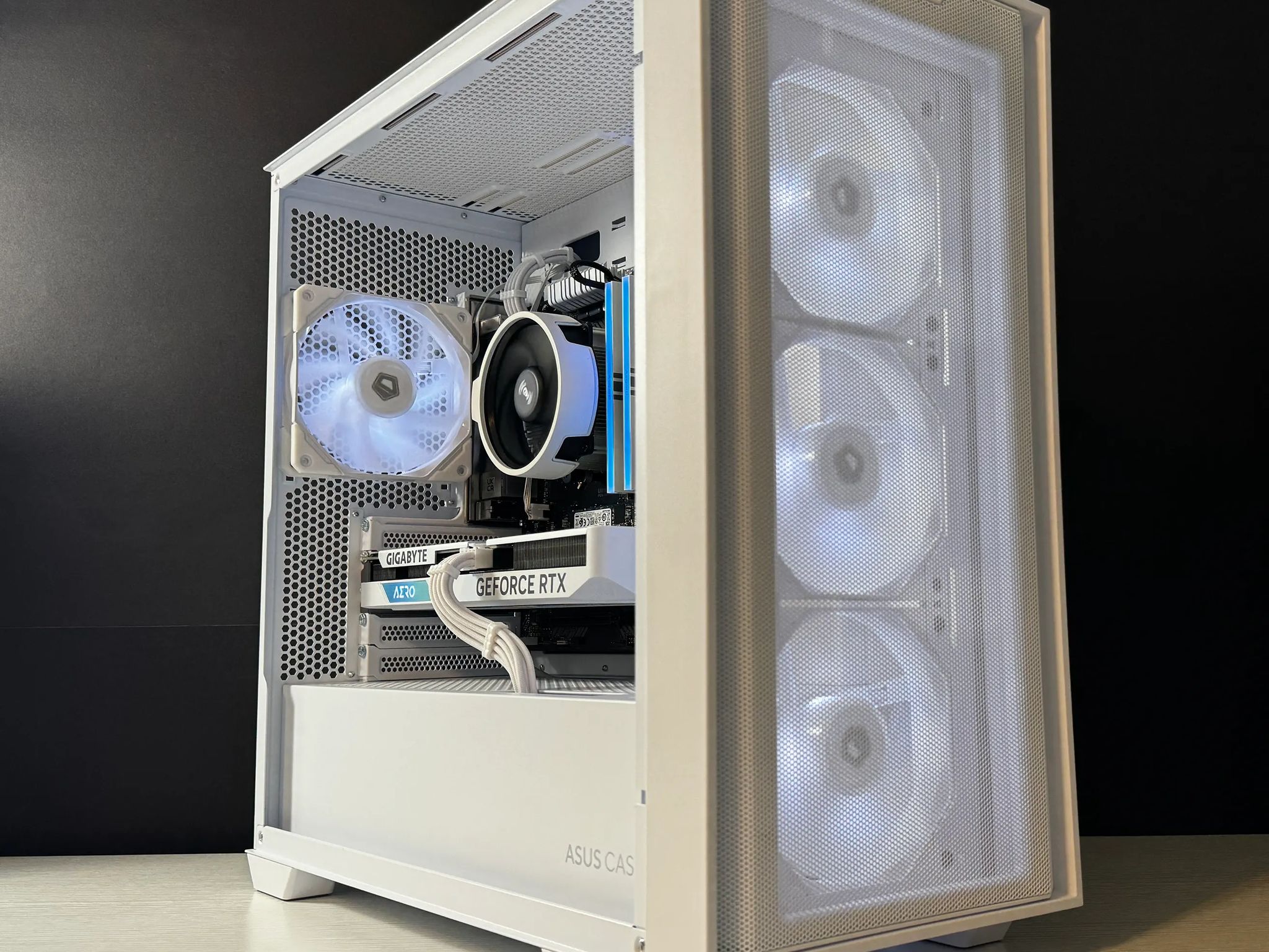 🧊FROST🧊 Gaming PC | AMD Ryzen 5 3600 | 16GB DDR4 | RTX 4060 | 1TB m.2 SSD | Win11 PRO | Wi-Fi