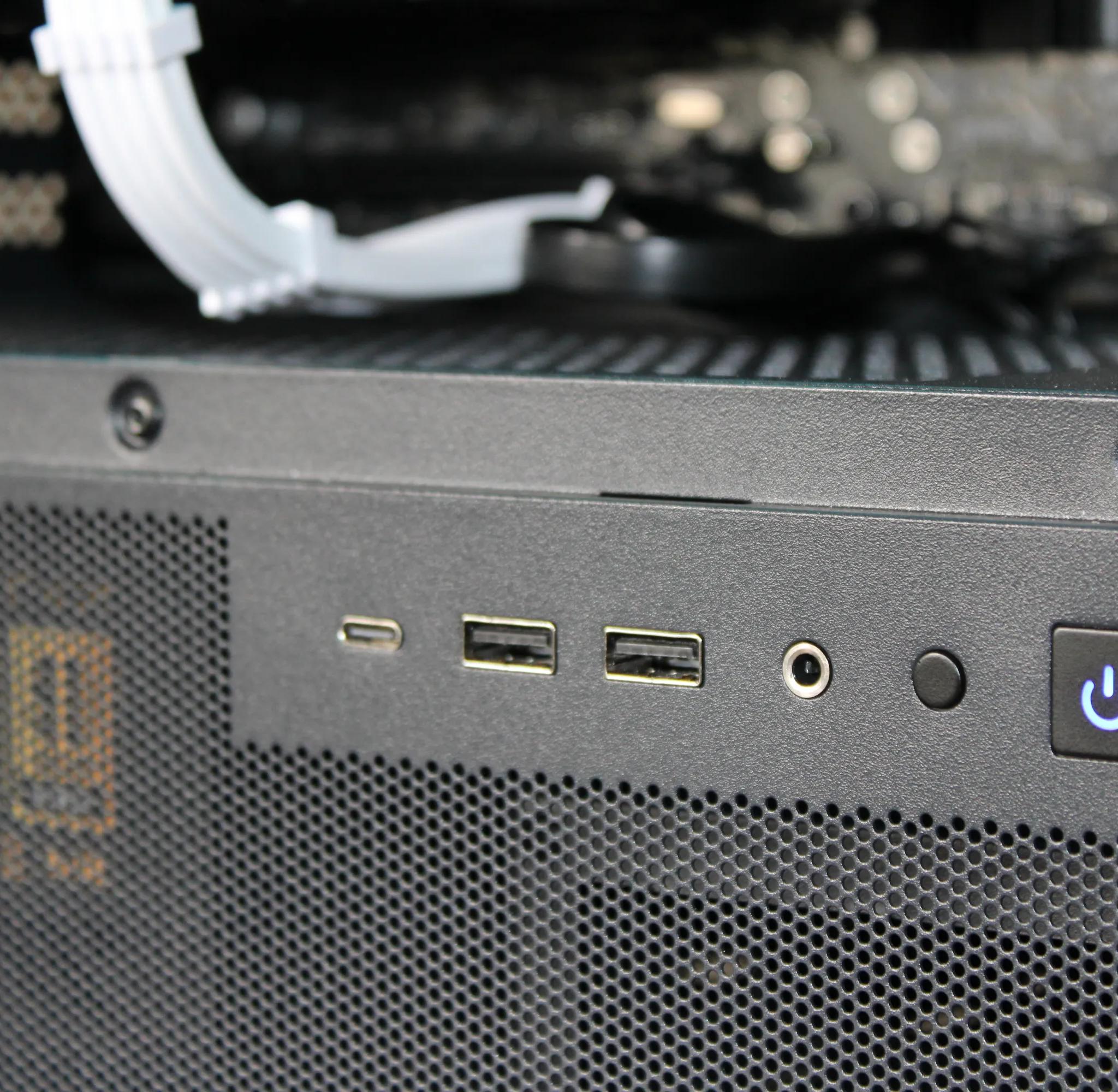 High-Performance AM5 | Ryzen 5 8400 | GeForce RTX 3060-TI | 32GB of GSkill DDR5 | 1TB WD Blue SN580