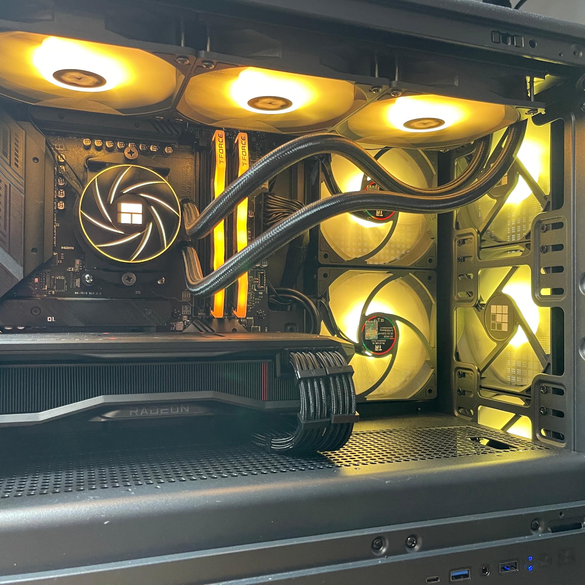7800X3D & 7900 XT 20GB GAMING MONSTER!