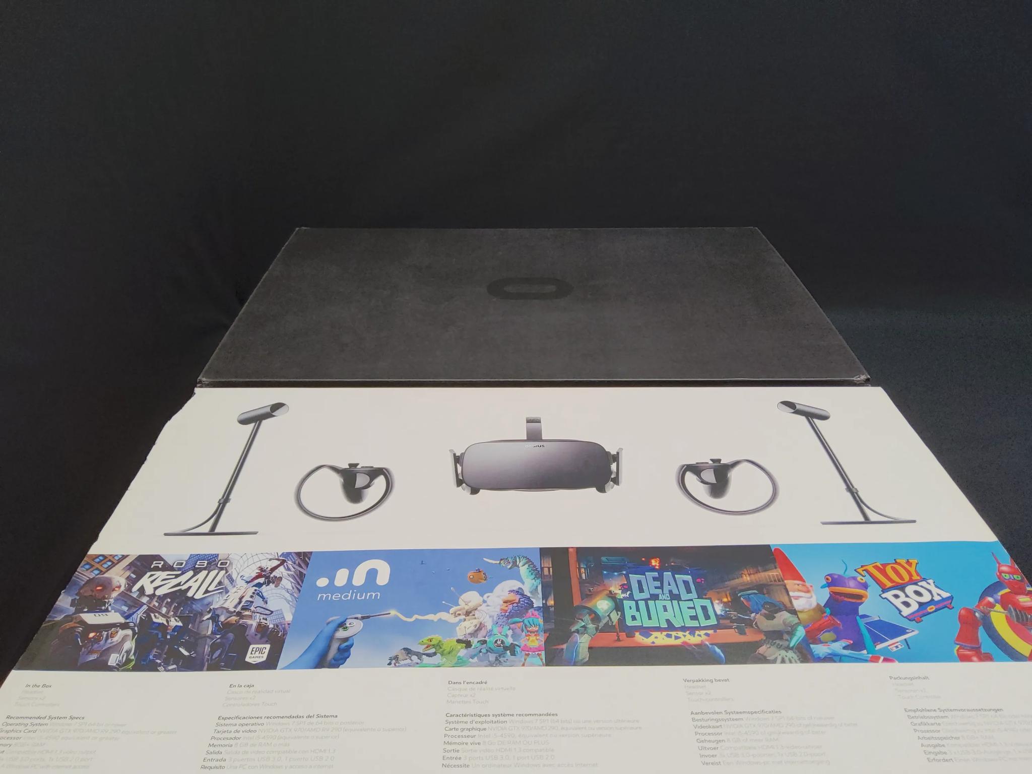 Oculus Rift Bundle 2 Touch controllers 2 Tracking Sensors with Original Box