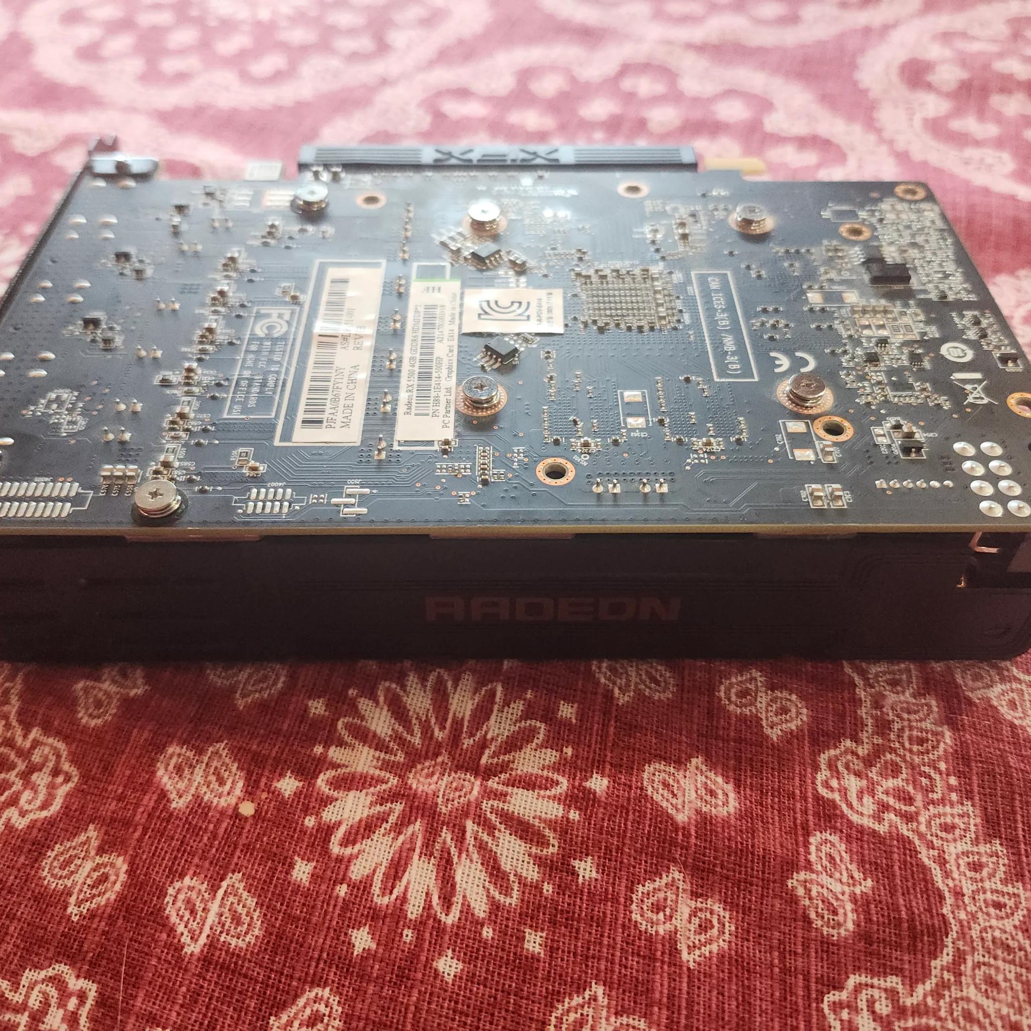 AMD Radeon RX 5500 4GB