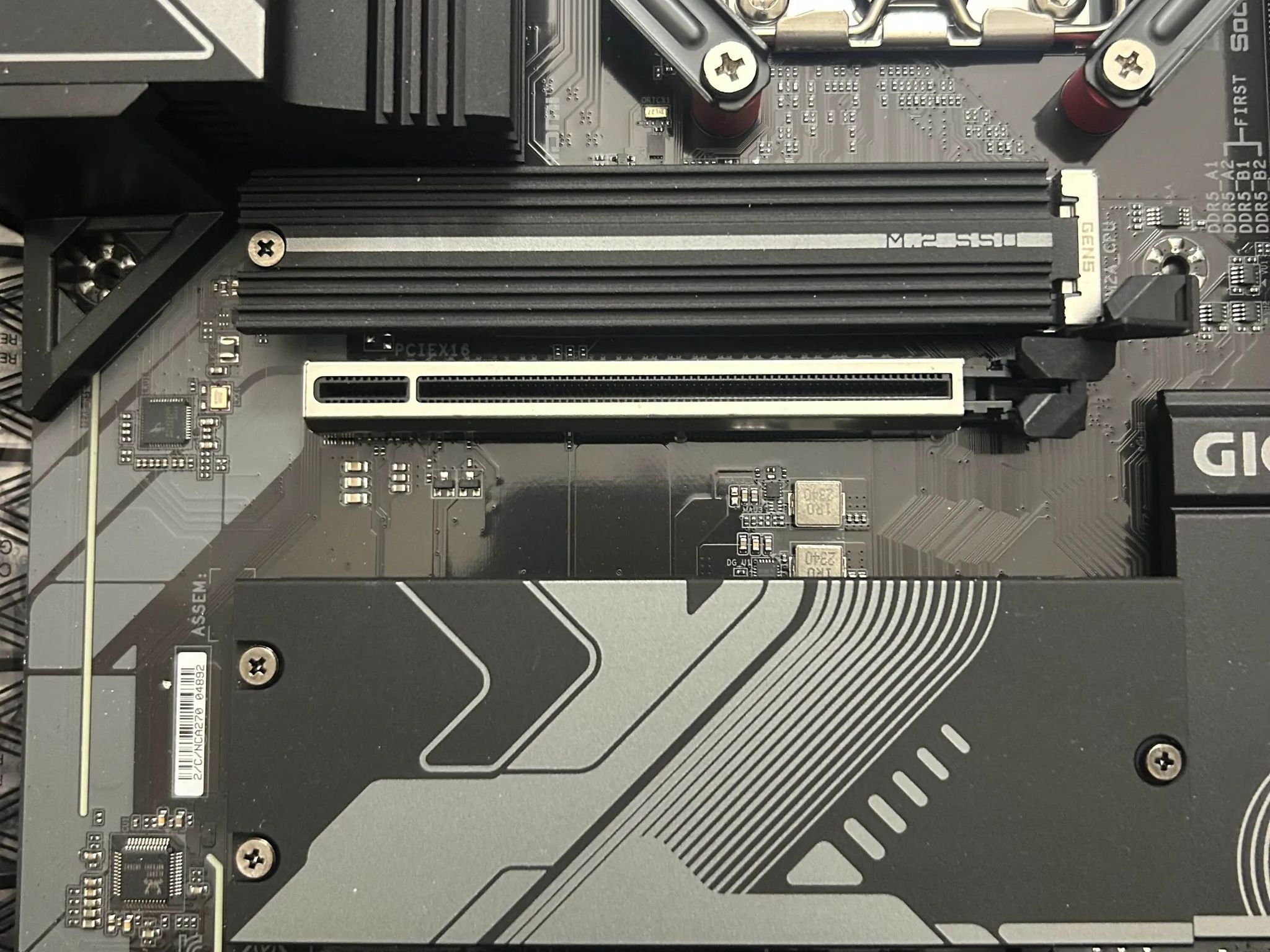 Ryzen 7 7700X | Gigabyte B650 Gaming X AX V2 | 32GB DDR5 6000