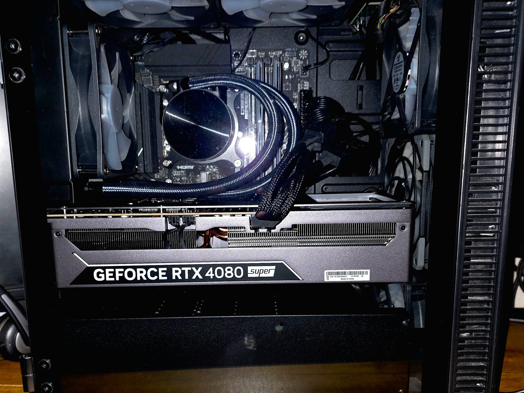 NVIDIA GeForce RTX 4080s, i7-13700KF Liquid Cooled mATX (Perfect Condition)
