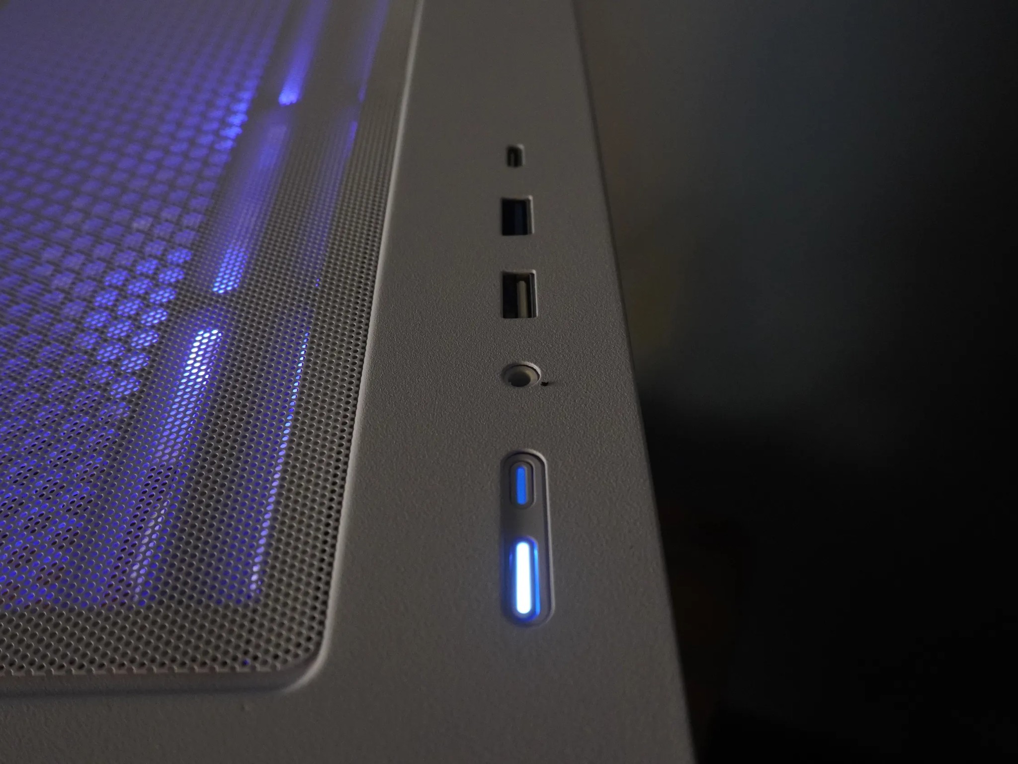 🤍ARCTIC🤍 PRICE TO PERFORMANCE 💪 1440p/1080p MACHINE  🧡RX 9060XT 8GB 🧡 Ryzen 5 5600 | 32GB | WIN