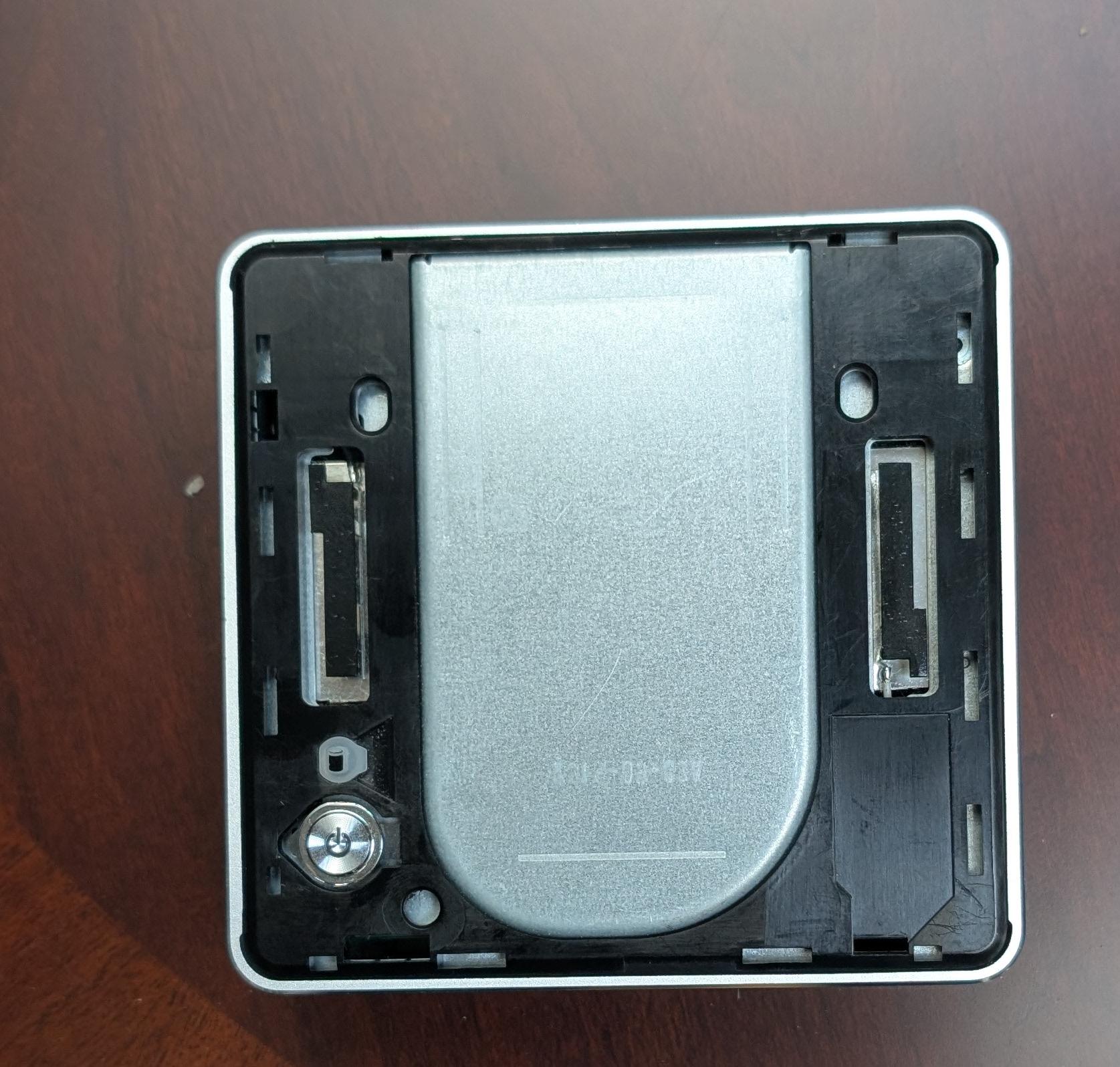 Emulation machine, Intel NUC 6th gen i5, 128GB SSD, 8GB RAM, Batocera preconfigured