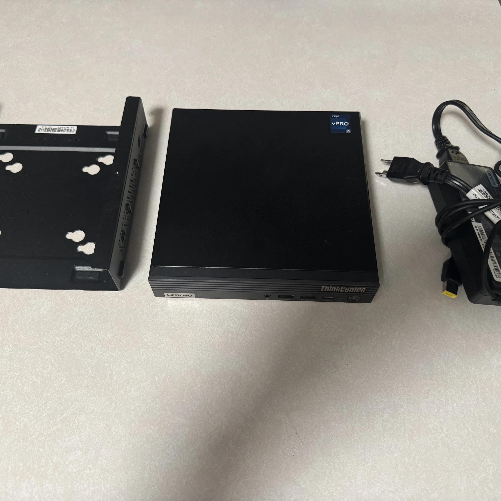 Lenovo Thinkcentre M80q Gen 3 Mini Desktop