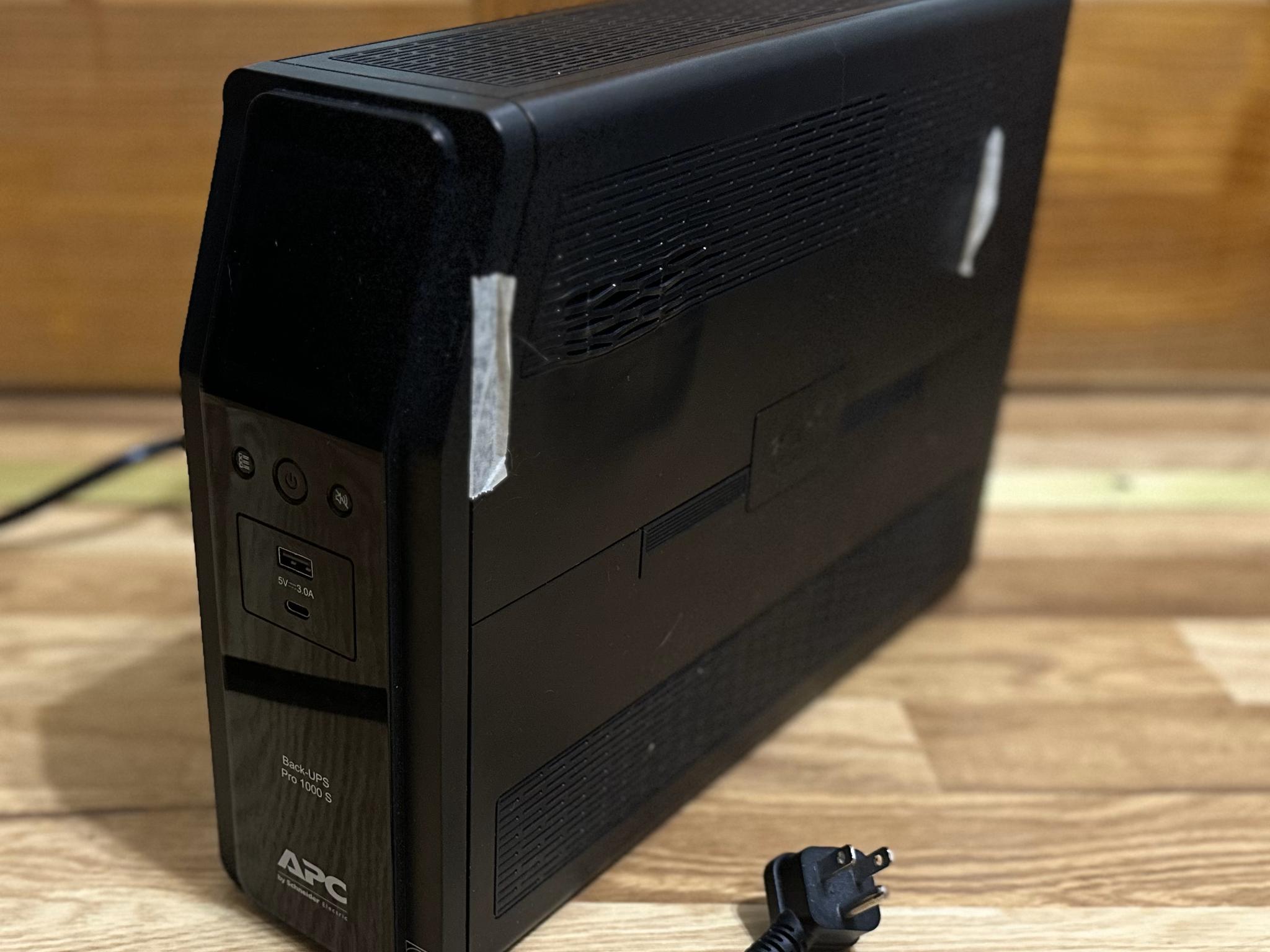 APC Back-UPS 1000 S
