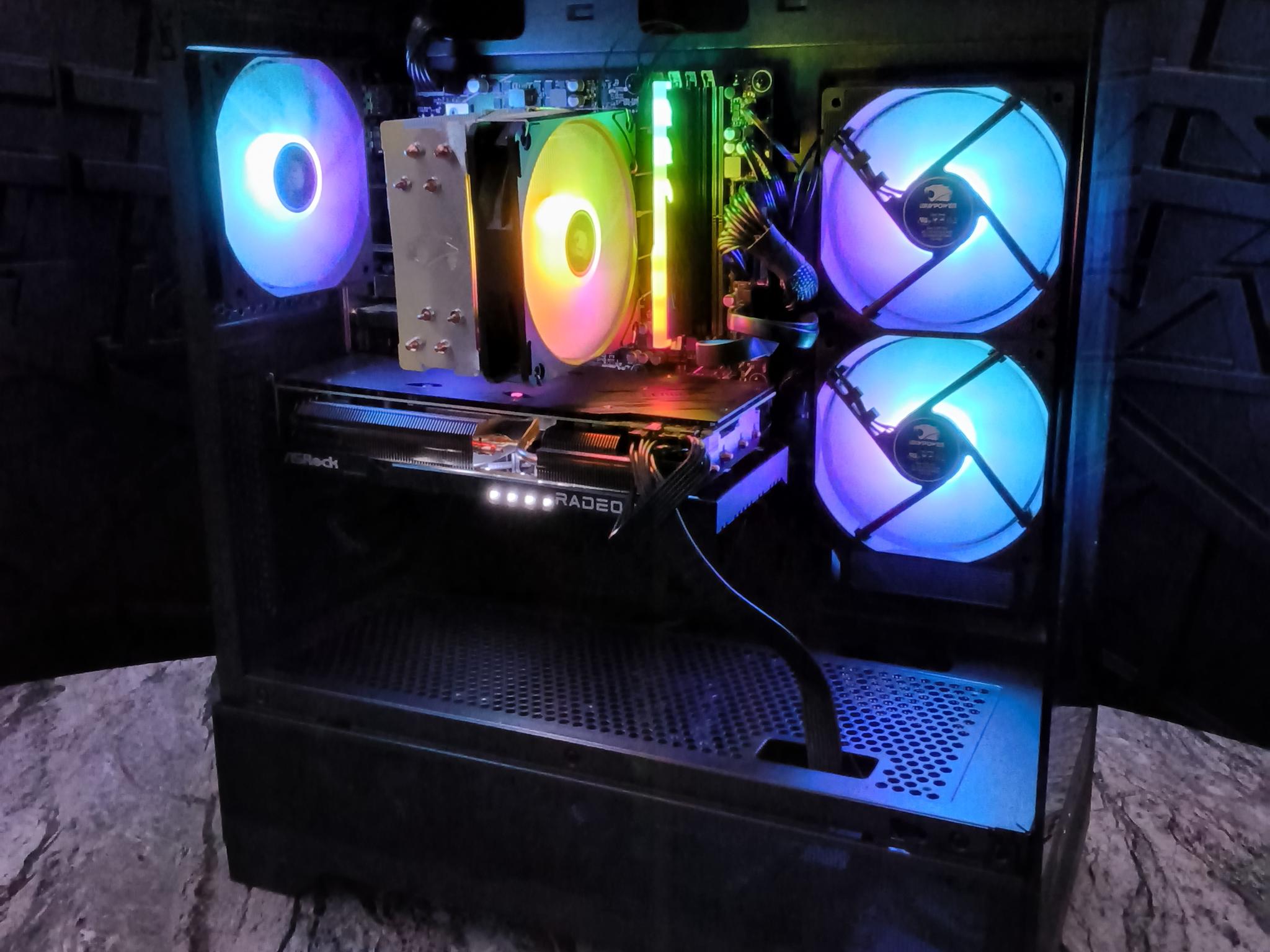 All AMD Gaming PC - Ryzen 7 8700F - RX 7700 XT 12GB - 16GB DDR5