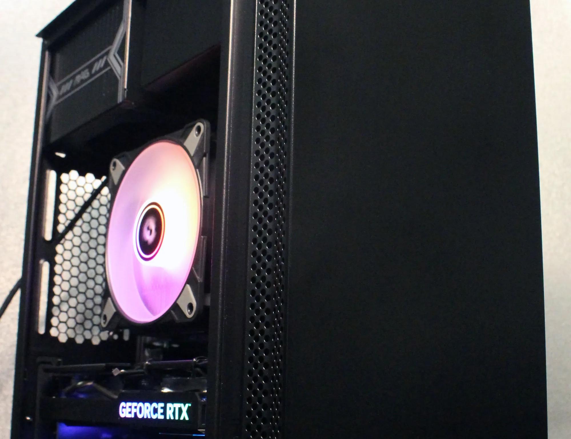 Mini Gaming PC / AMD Ryzen 7 5800X / RTX 4060 / 16GB / 1TB / Windows 11 Pro
