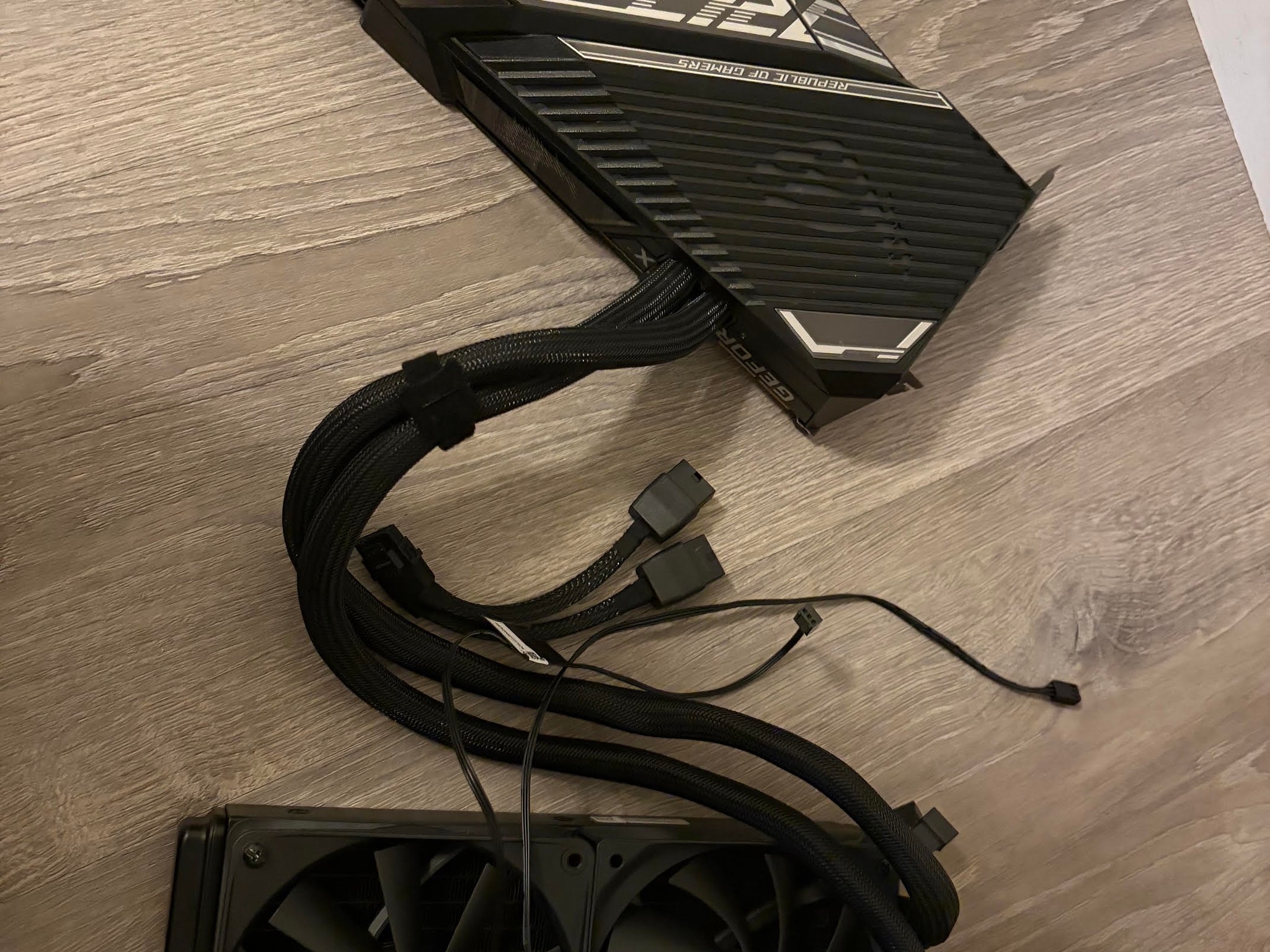 GeForce RTX 3060 8GB Custom Gaming PC - Core i7-11700, 16GB RAM, 512GB SSD