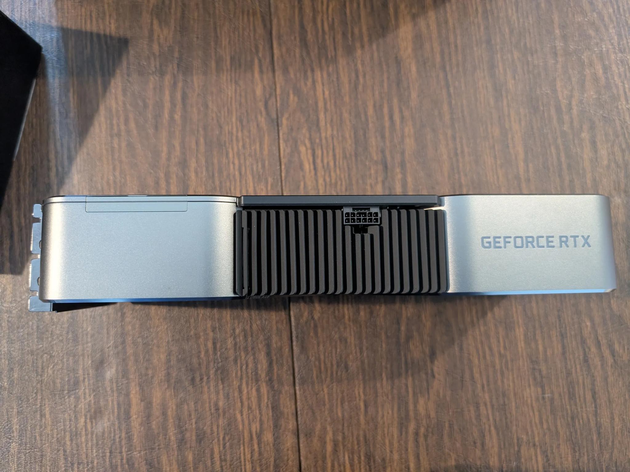 NVIDIA GeForce RTX 3090 Ti 24GB GDDR6X - FOUNDERS EDITION