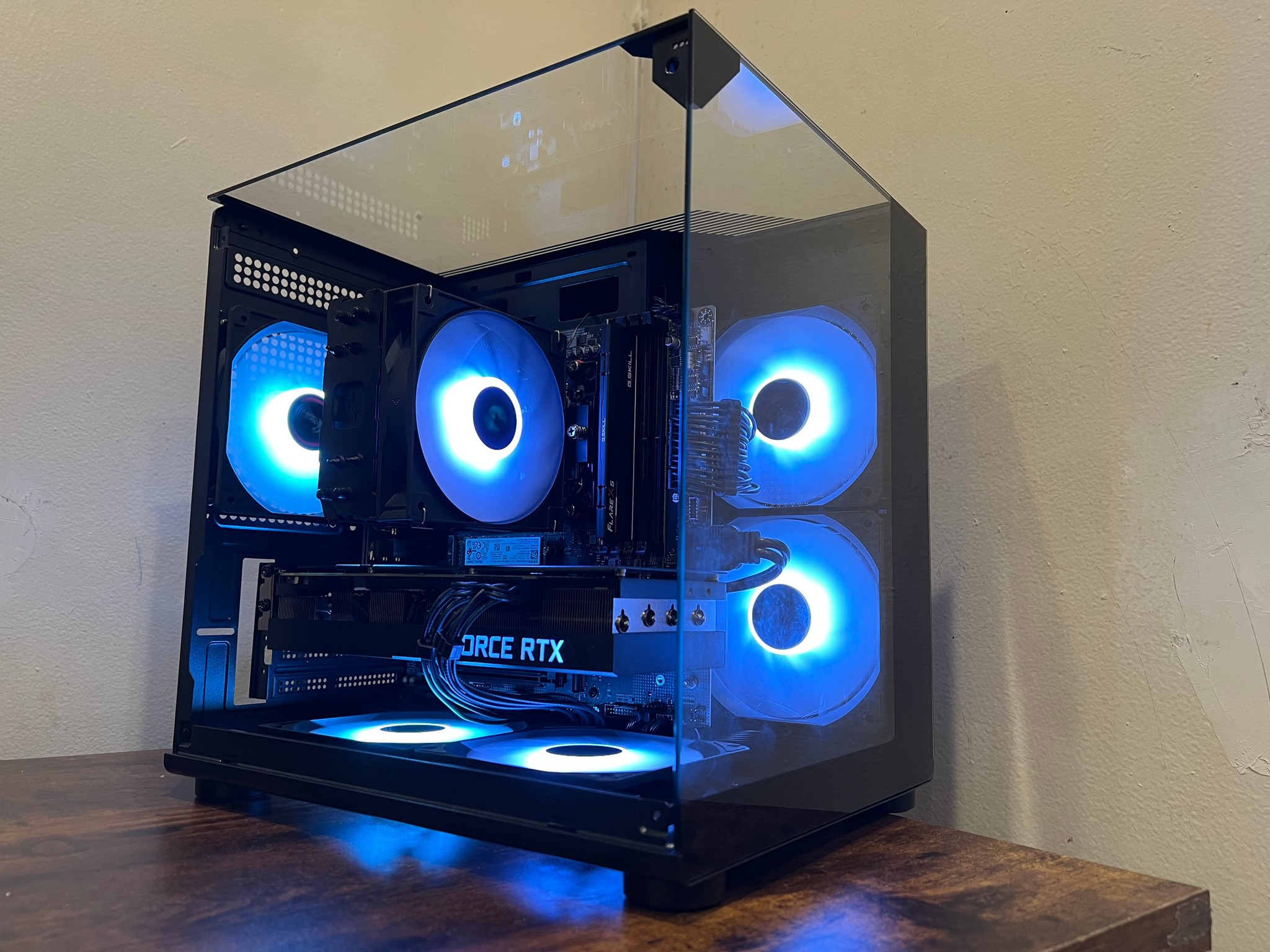 RTX 3080TI 12GB | Ryzen 5 7500X3D | 16gb RAM | 1tb Storage | Wifi and Bluetooth | 1440p Gaming PC.