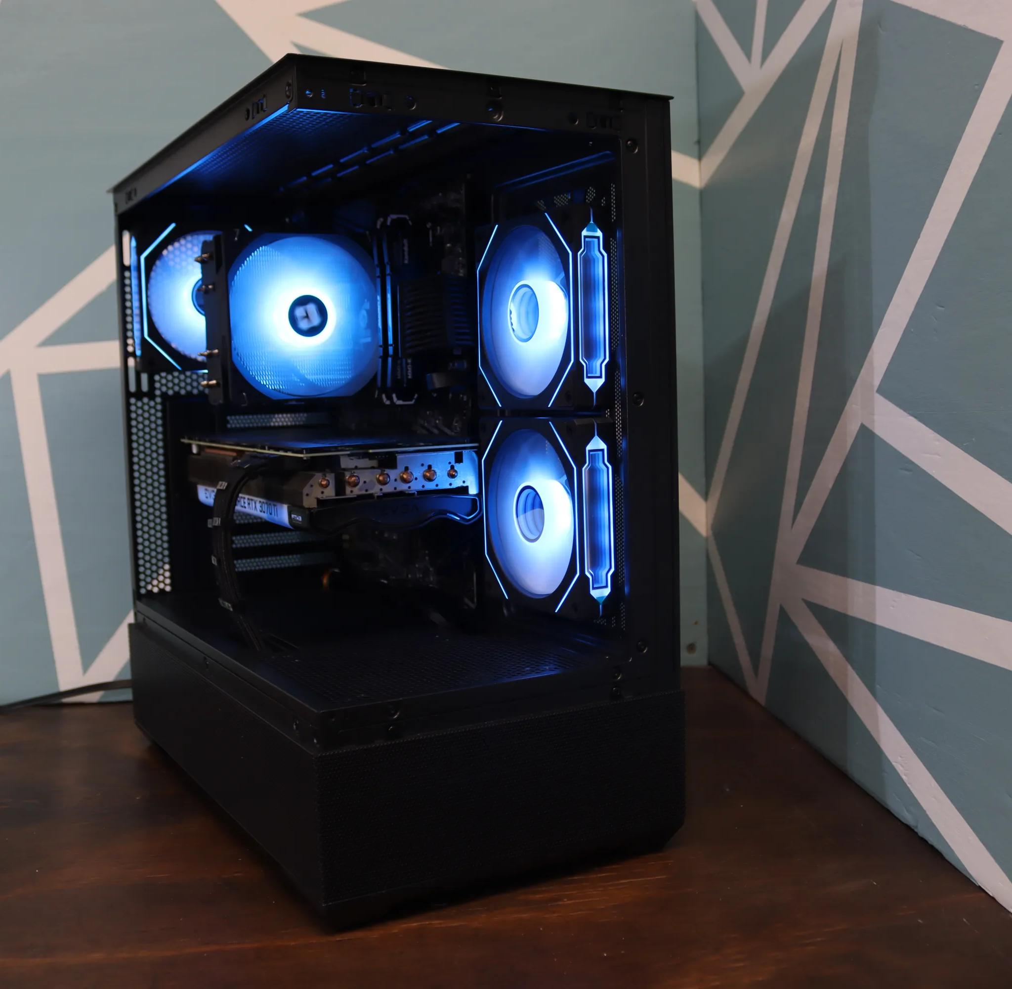 "ICE FROST LANTERN" 1080p/1440p 3070ti PC