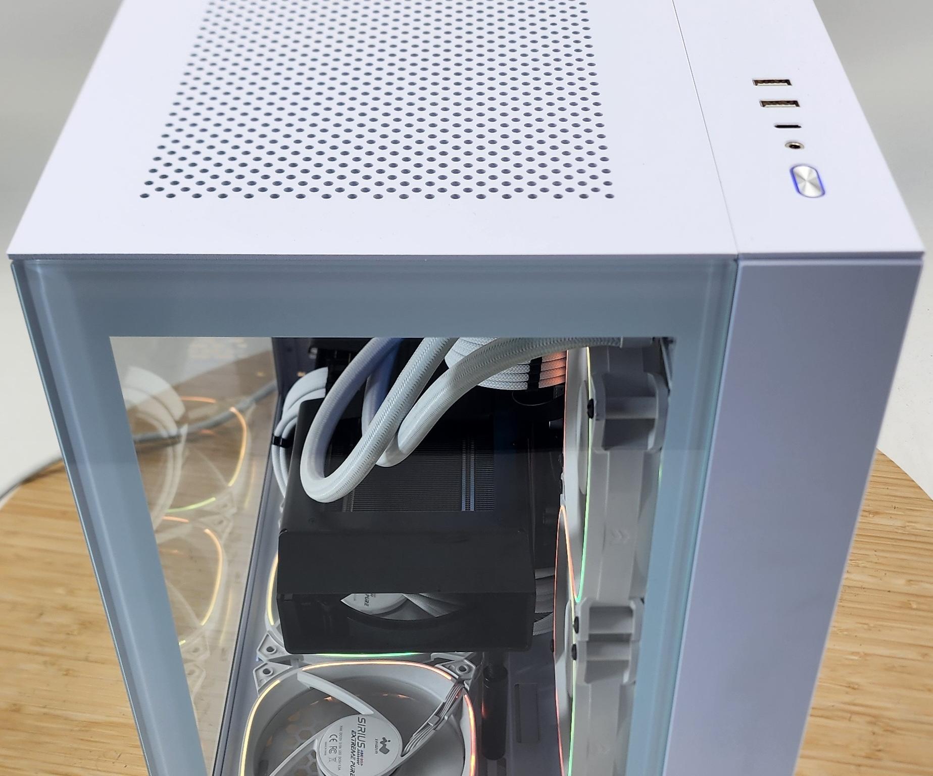 Gaming PC Ultra 7 265K 32GB RAM 1TB SSD RX 9070 XT 16GB Windows 11 PC
