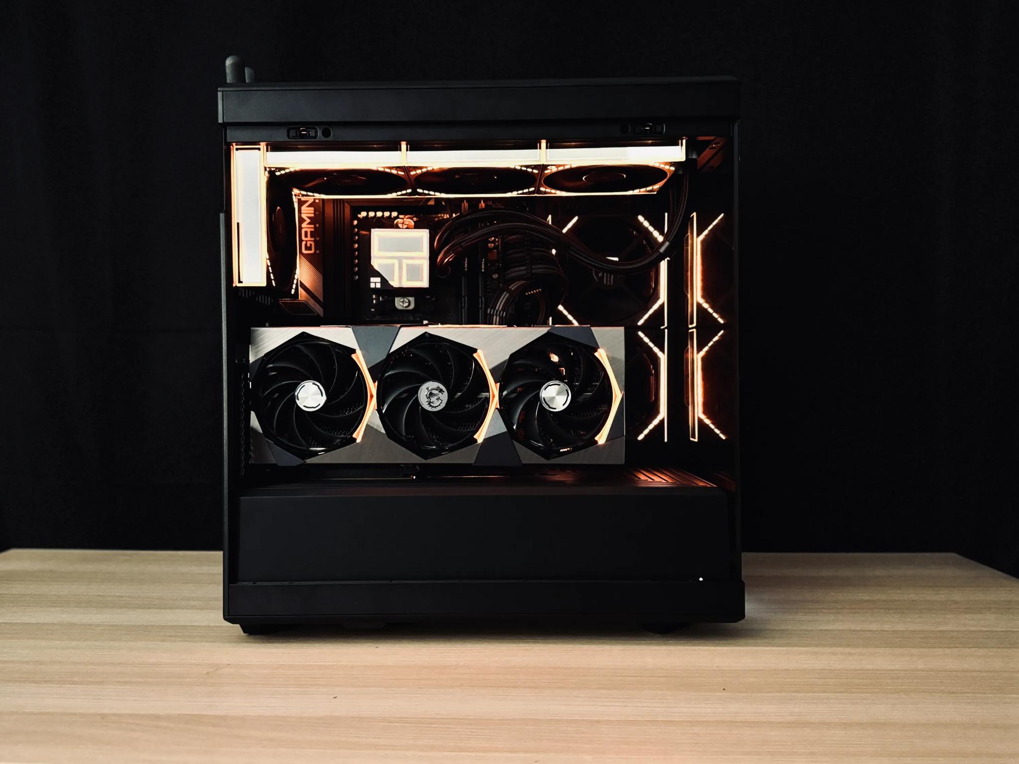 🏮SOLARIS | 4K GAMING PC : RTX 4070TI, Ryzen 7 7700X, 32GB DDR5, 2TB SSD, WIFI
