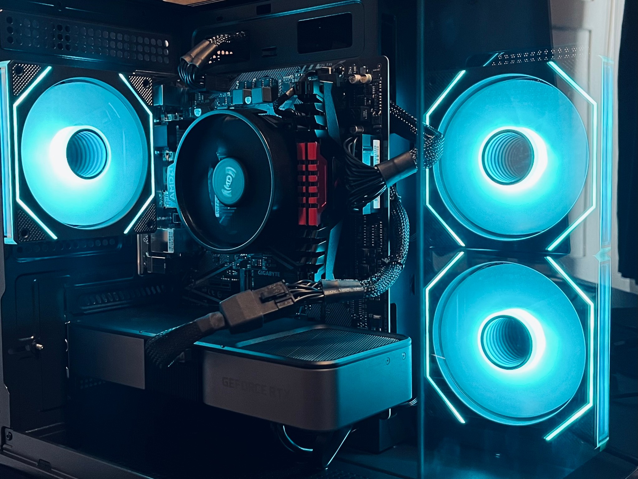 Performance Gaming PC |RTX 3070 // Ryzen 5500 // 1TB SSD|