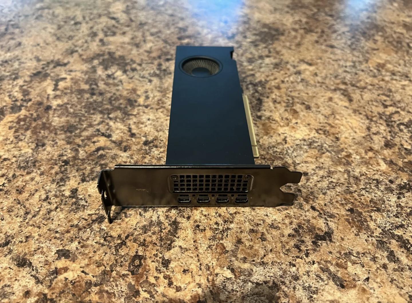 Rtx A2000 6GB X2!!!