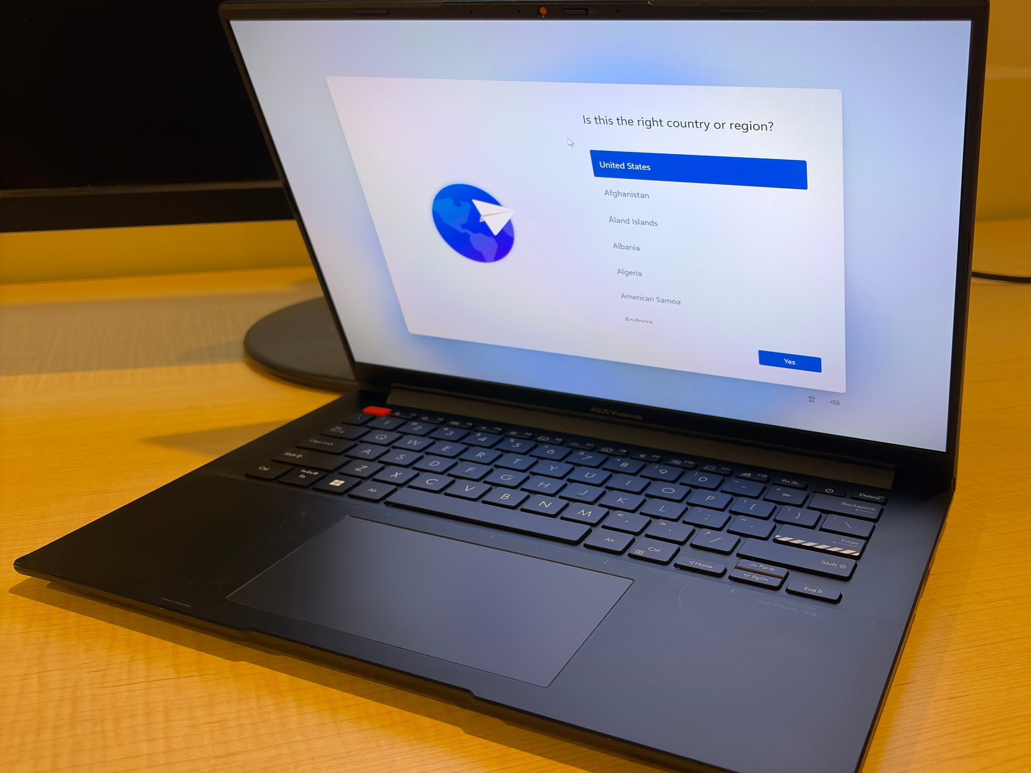 Asus Vivobook S 14X OLED Laptop (i7/ 16gb RAM/ 512gb SSD)