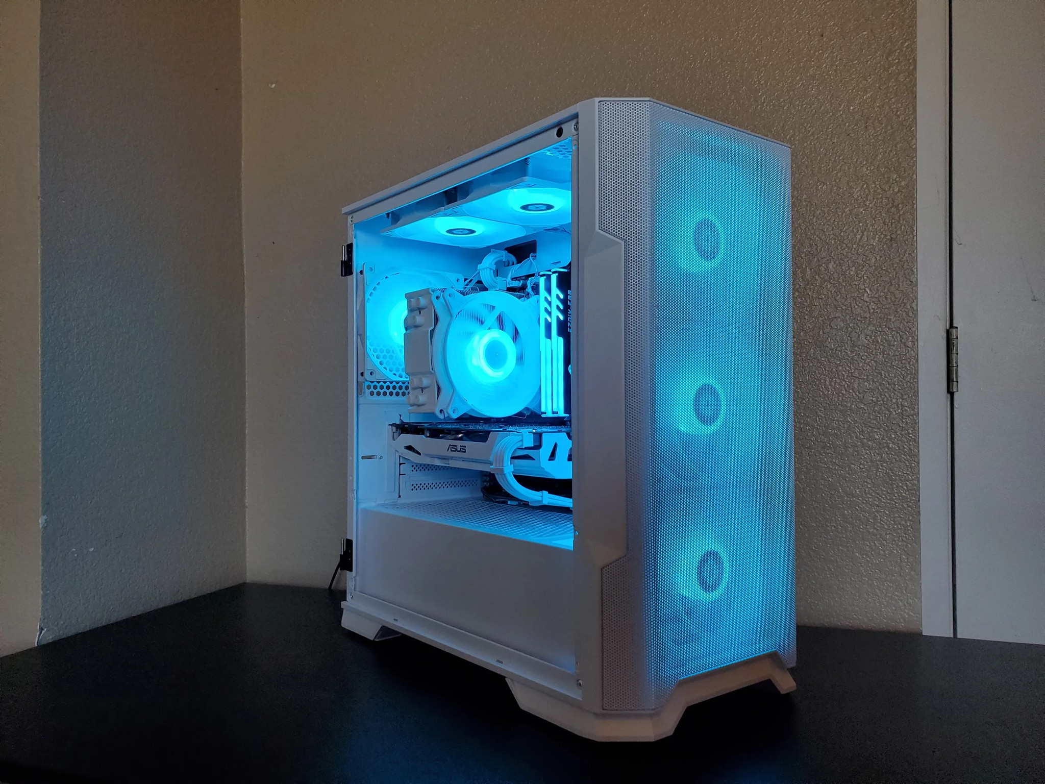 Budget Gaming PC! Intel i7 4770S | GTX 1070 8GB | 16GB Ram | 1TB SSD