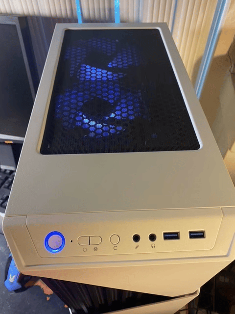White Turbo COC Ryzen 5 1060 3GB