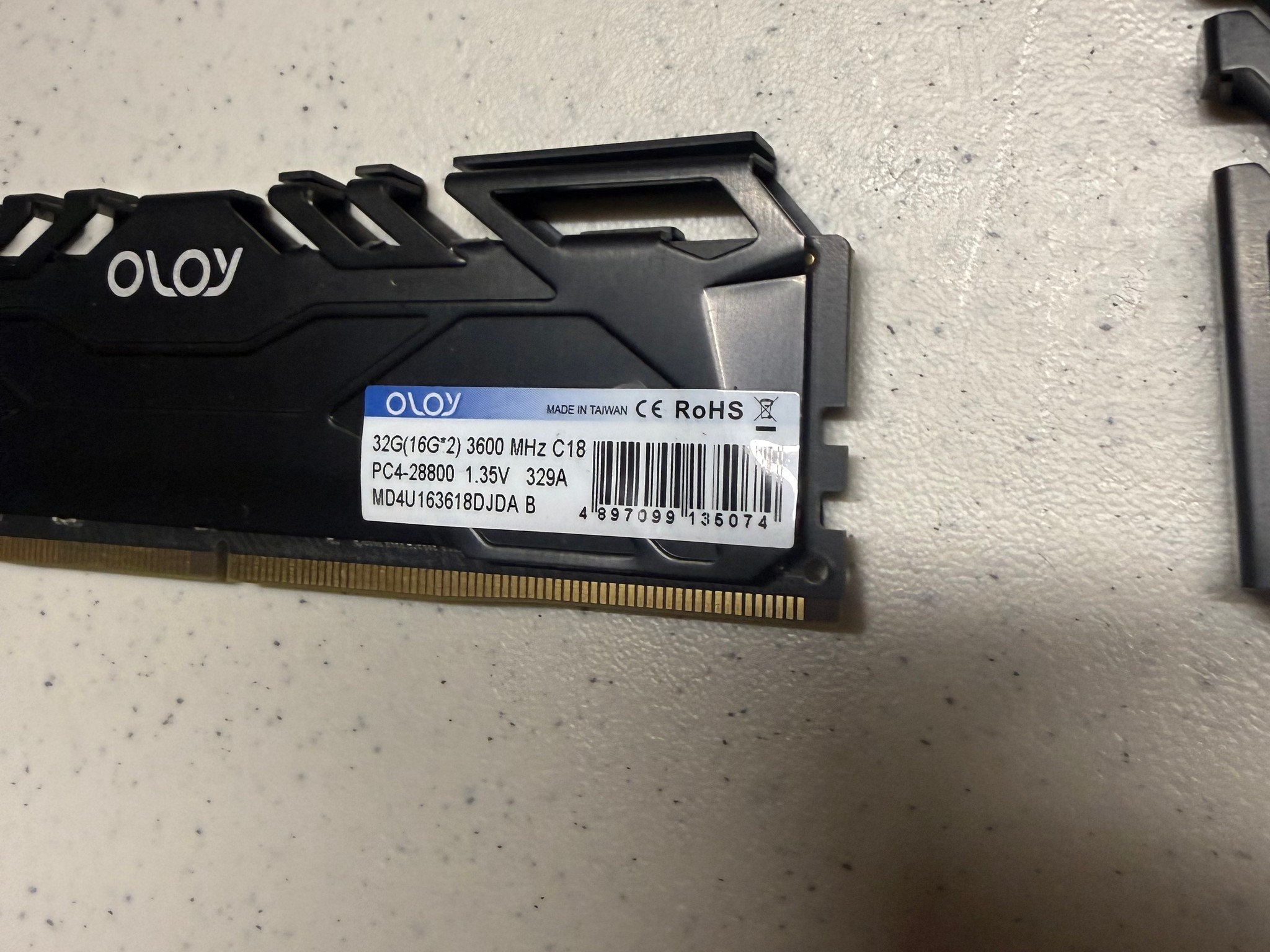 OLOy Owl RAM 32GB (2x16GB) 3200 MHz