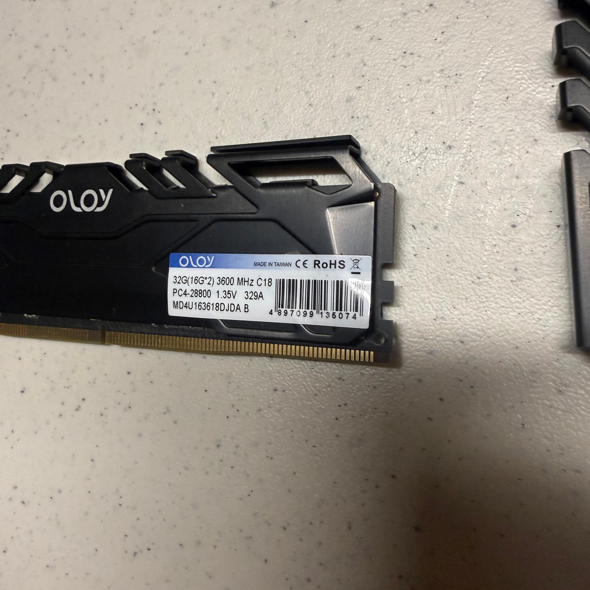 OLOy Owl RAM 32GB (2x16GB) 3200 MHz