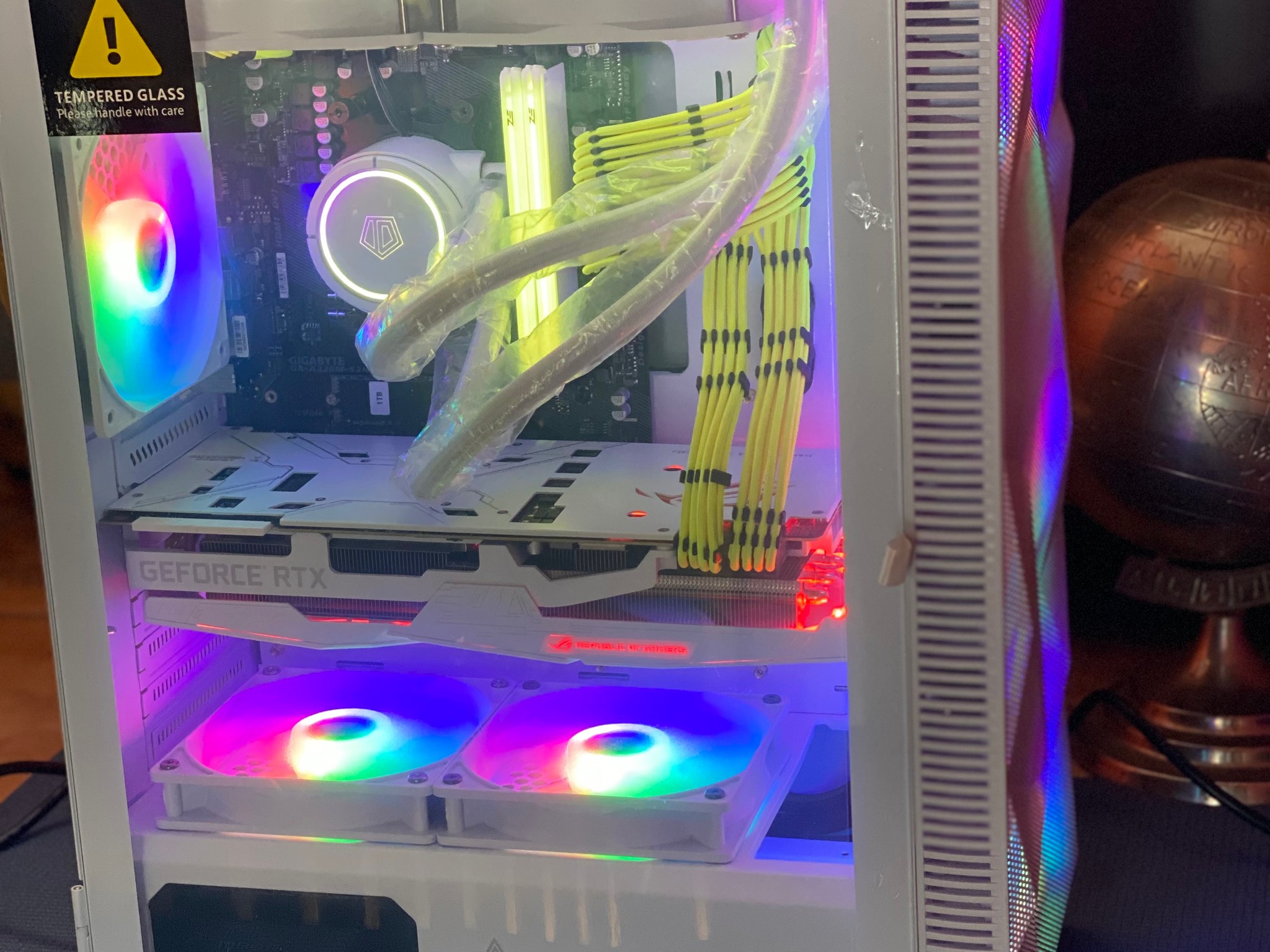 ASUS Rog Strix RTX 2080TI-Ryzen 5 5600X-16GB Corsair Vengeance RAM-1TB M.2 NVMe SSD-Windows 11 