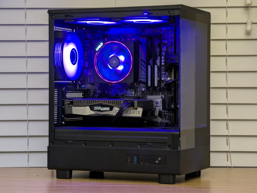 ゲーミングPC RTX2060 SUPER Ryzen7 3700X 搭載 01_l.jpg