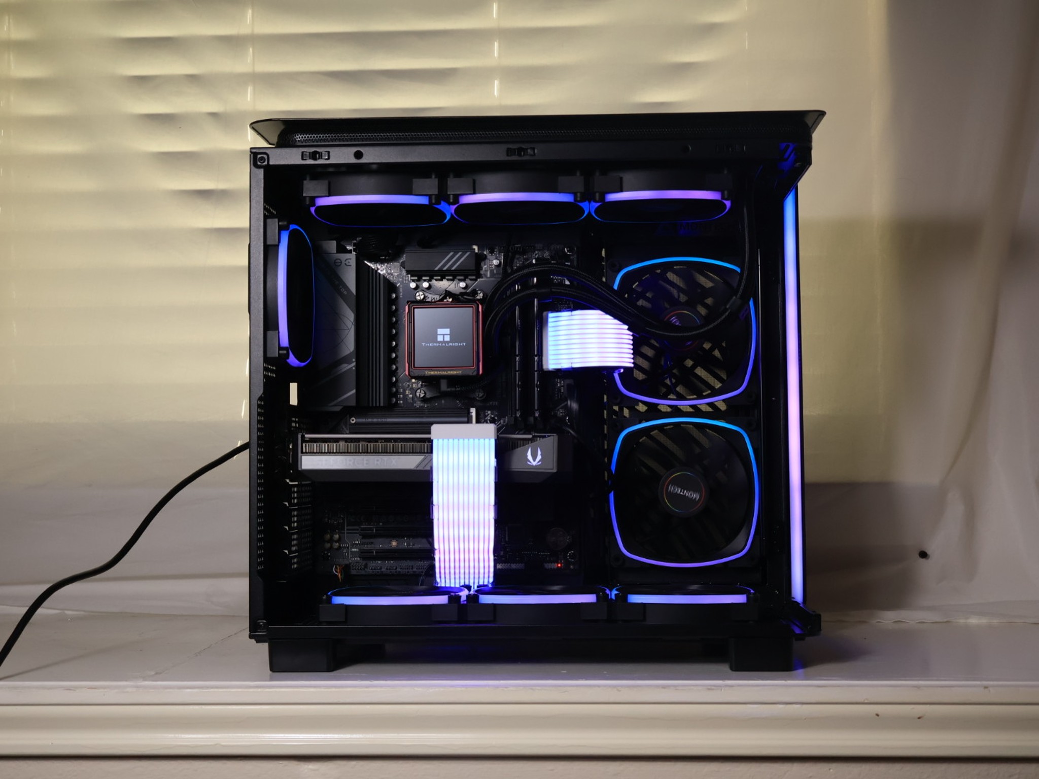 🟣🔵Zephyr | RTX 5070 Ryzen 7 9700x 2tb NVMe🔵🟣