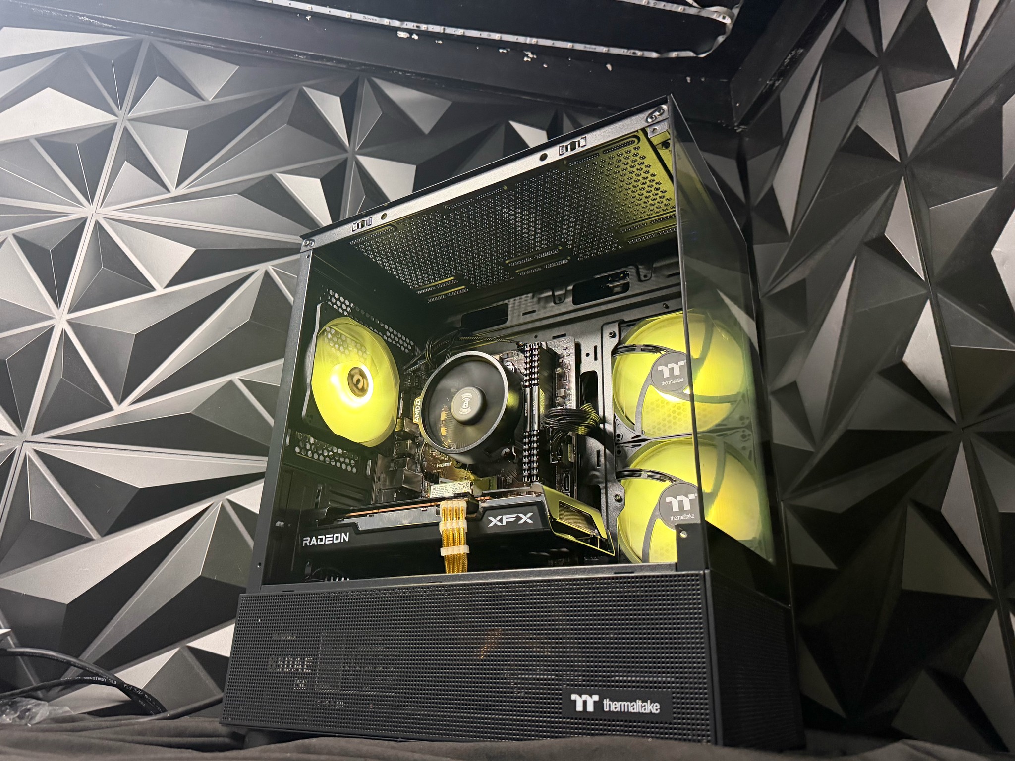 🦷✨ GOLD TOOTH ✨🦷Ryzen 5 5500| RX 6600| 16 GB DDR4| 500 GB SSD| 650W PSU