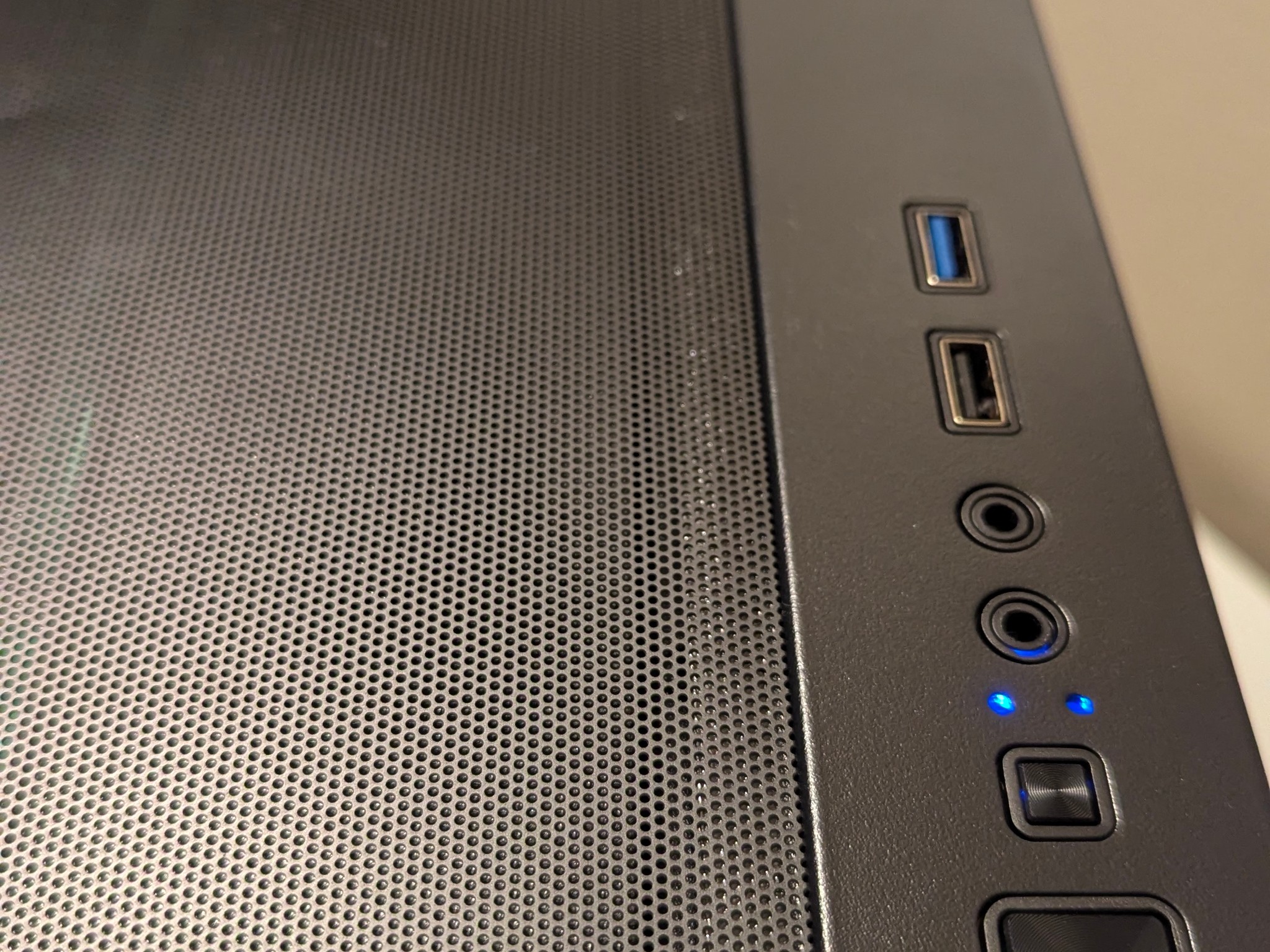 Copy of |RX 9060XT 16GB | Ryzen 9600X| 32GB DDR5 | 1TB SSD | 240mm AIO | Win 11 Pro – ALL NEW