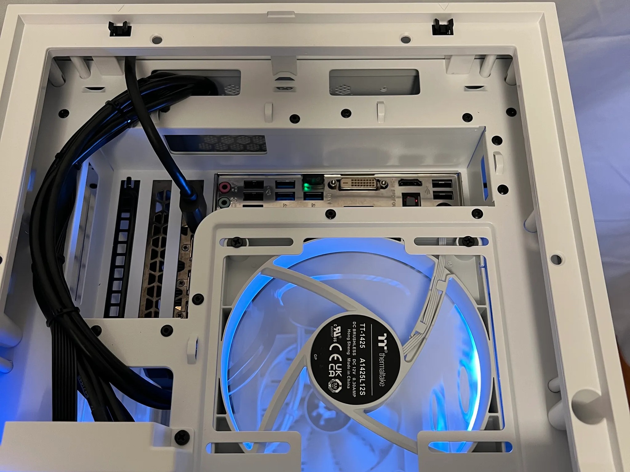 🧊Ice Tower🧊 | Mini PC | GTX 1660TI | Intel Xeon (= Core i7 4770K) | 16GB RAM | 1TB SSD