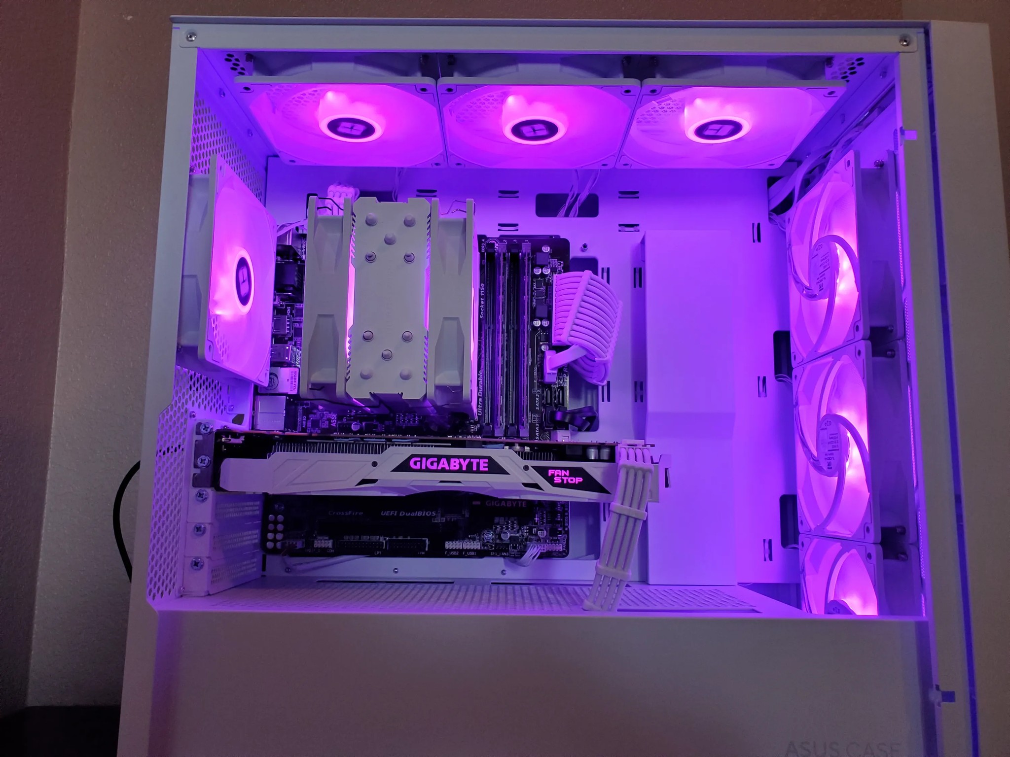 Gaming PC | i7 4770K | GTX 1070 8GB | 500GB SSD | WiFI