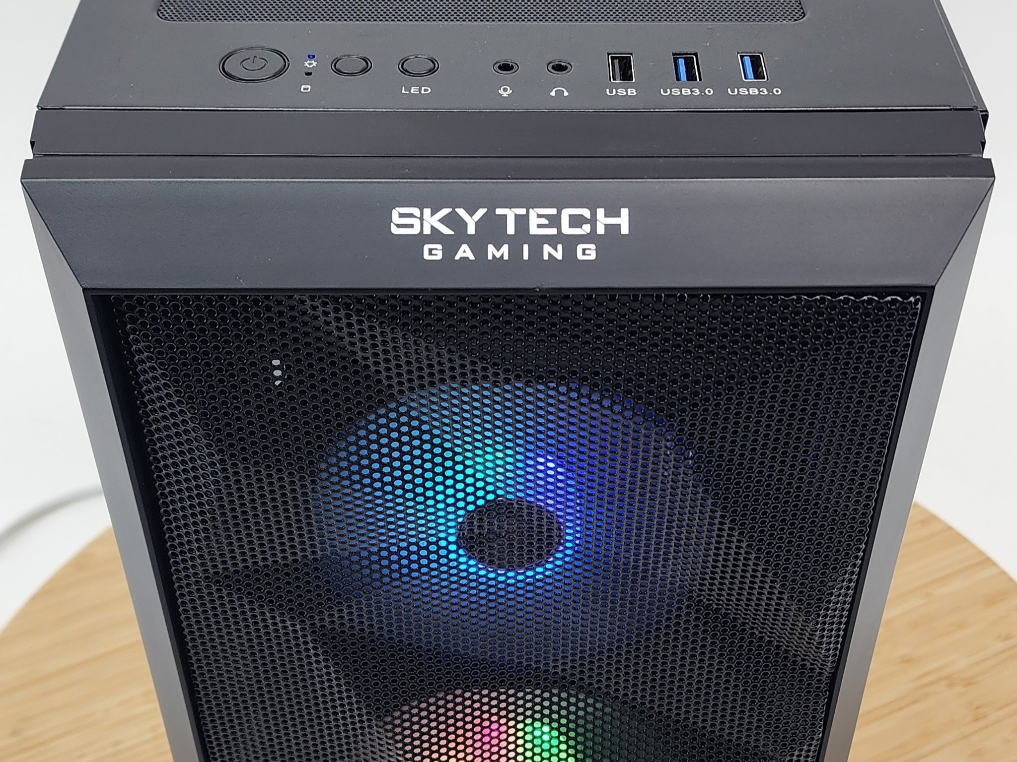 Gaming PC Ryzen 7 3700X 16GB RAM 512GB SSD RX 580 8GB Windows 11 Computer