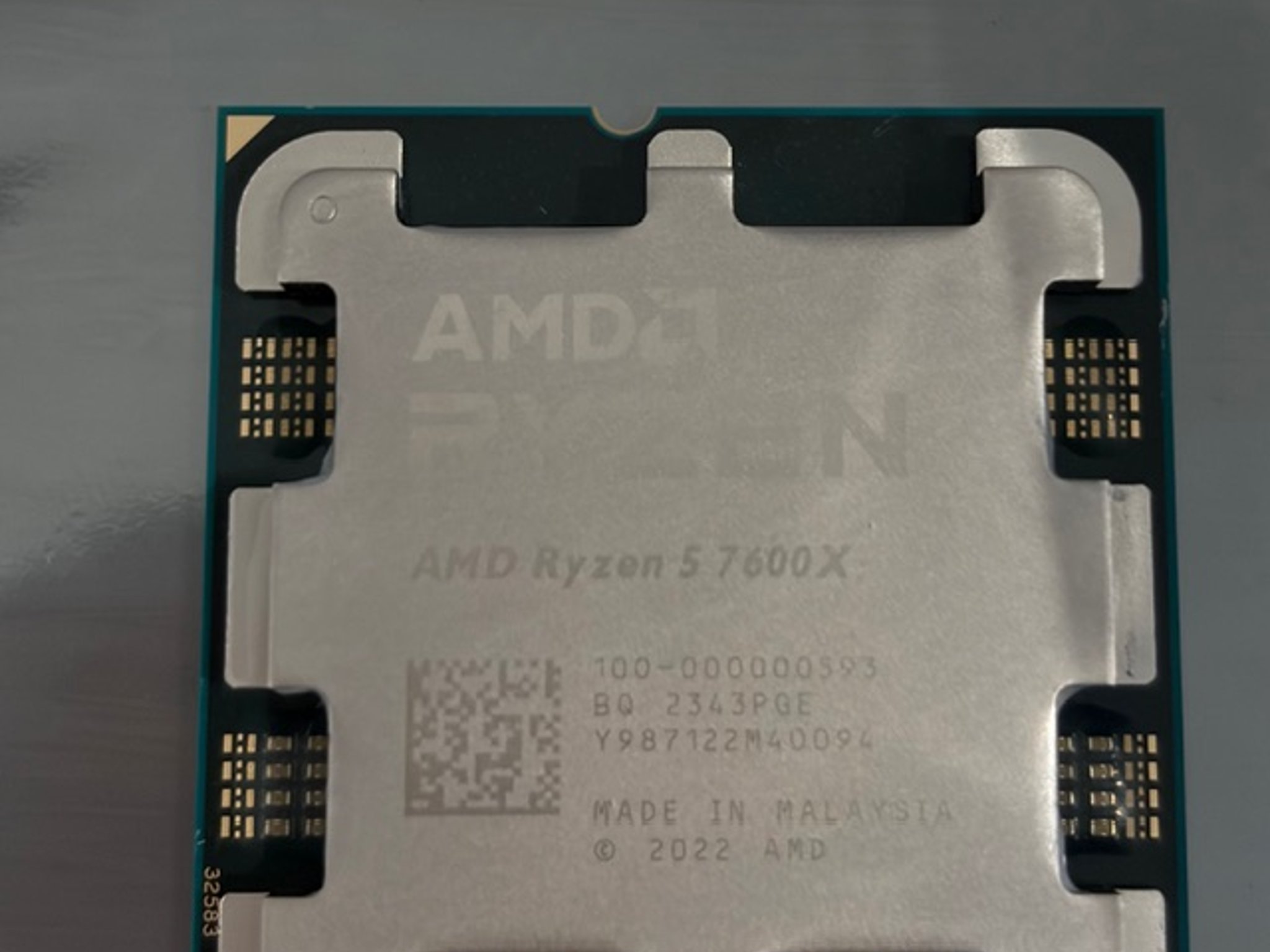 AMD Ryzen 5 7600X - like new