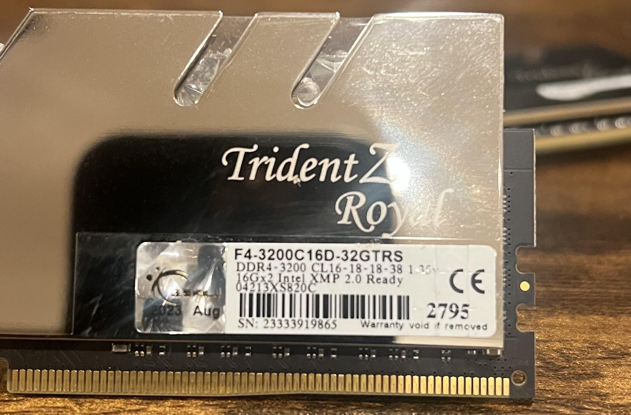 G.SKILL Trident Z Royal Series (XMP) DDR4 RAM 32GB (2x16GB) 3200MT/s CL16-18-18-38