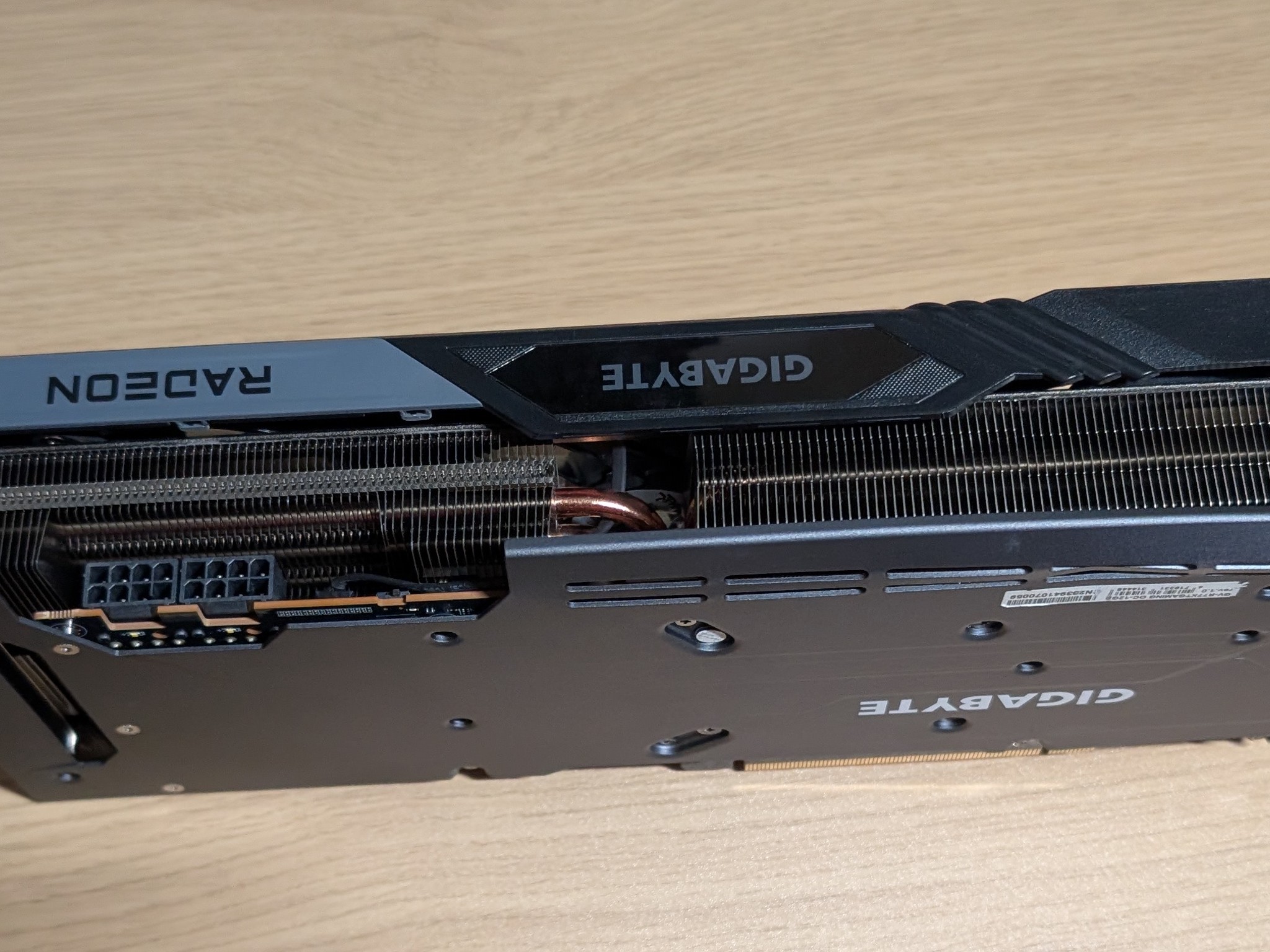 Broken As/is GIGABYTE GAMING OC Radeon RX 7700 XT