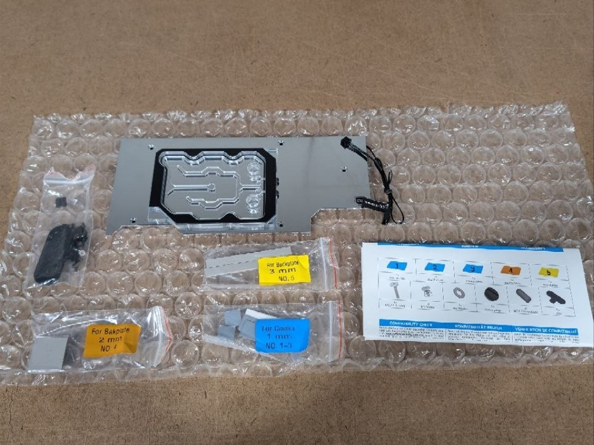 Alphacool Eisblock Aurora GPX-N Acryl Active Backplate 3080/3090 Aorus (13044)