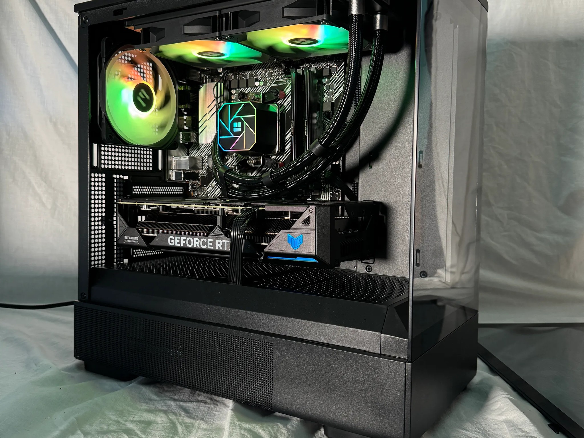 RTX 4070 Ryzen 5800x Gaming PC