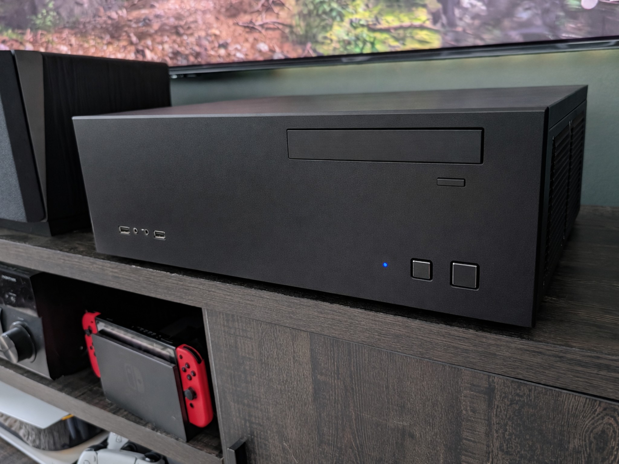 ⬛ "SLATE" - Living Room PC |4K Steam Machine | Console Killer | AM5 + RX 9060 XT 16GB🎮