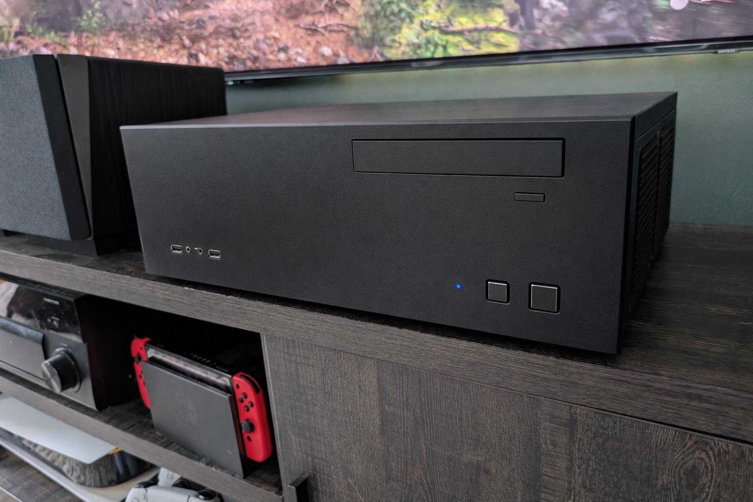 ⬛ "SLATE" - Living Room PC |4K Steam Machine | Console Killer | AM5 + RX 9060 XT 16GB🎮